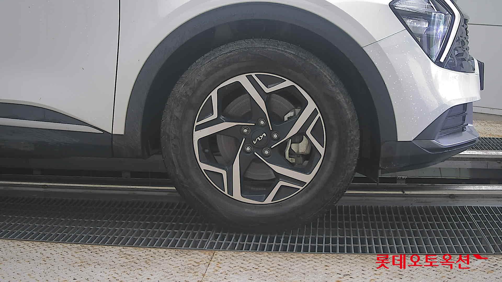 2024 - kia sportage