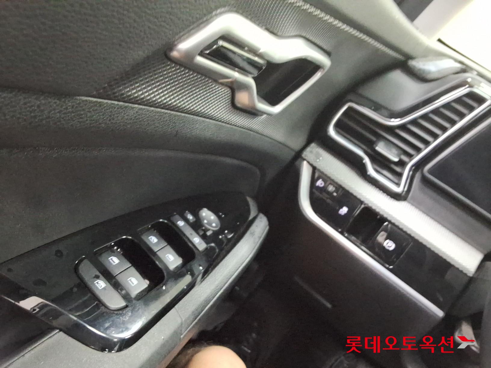 2024 - kia sportage