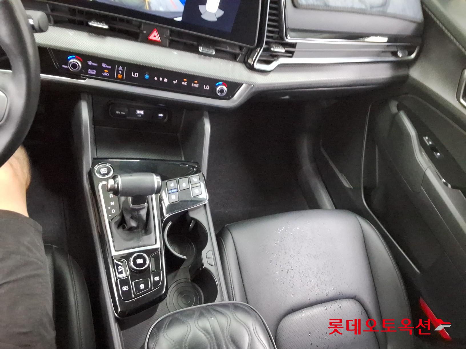 2024 - kia sportage