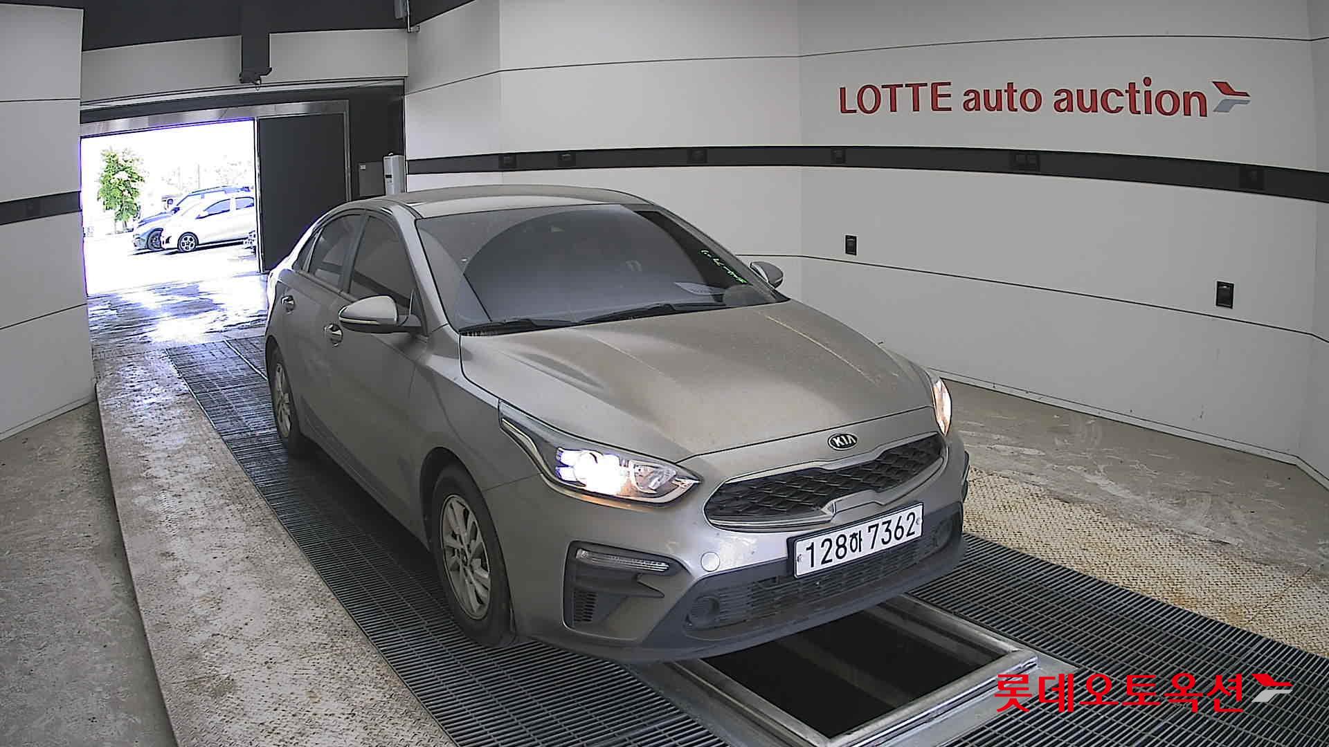Kia K3 2020 - Image 24