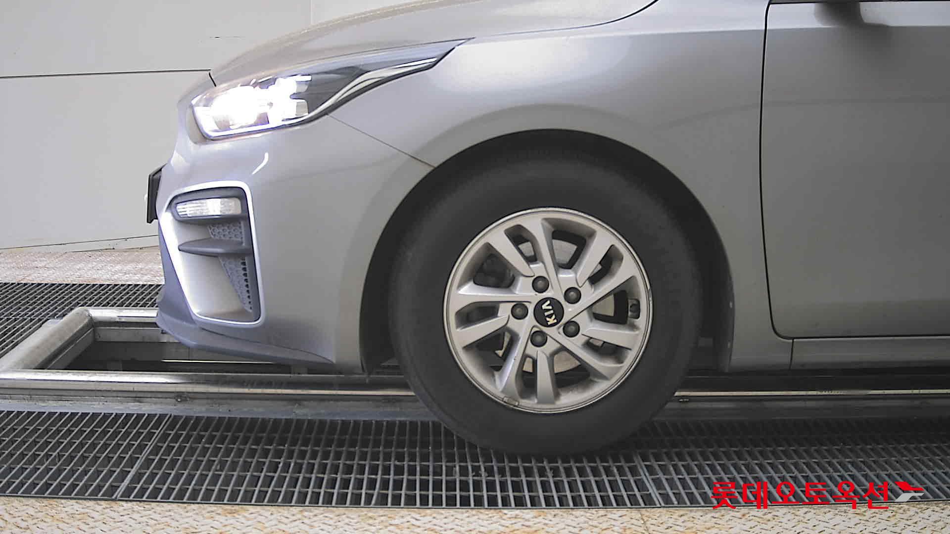 Kia K3 2020 - Image 25