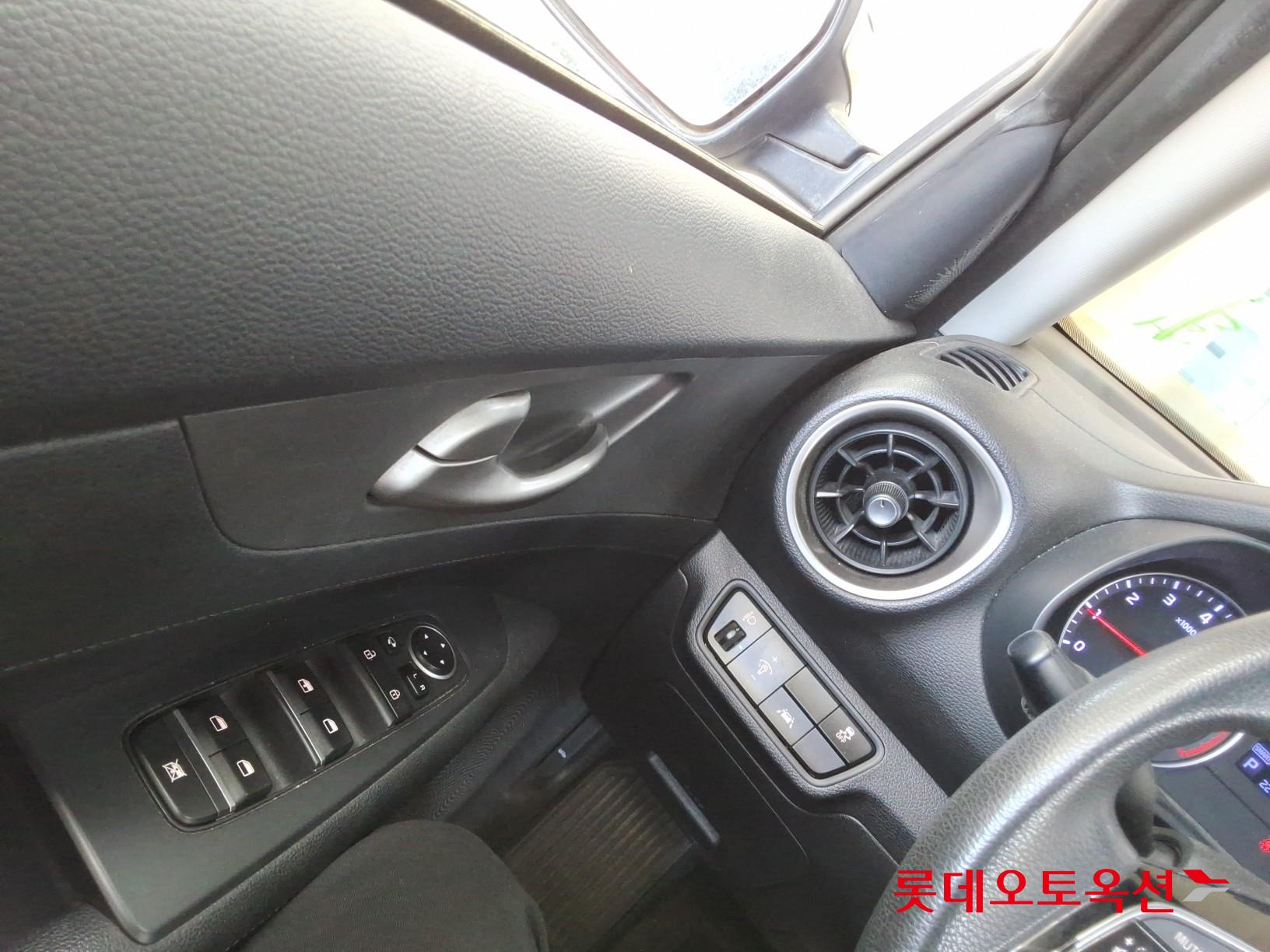 Kia K3 2020 - Image 29