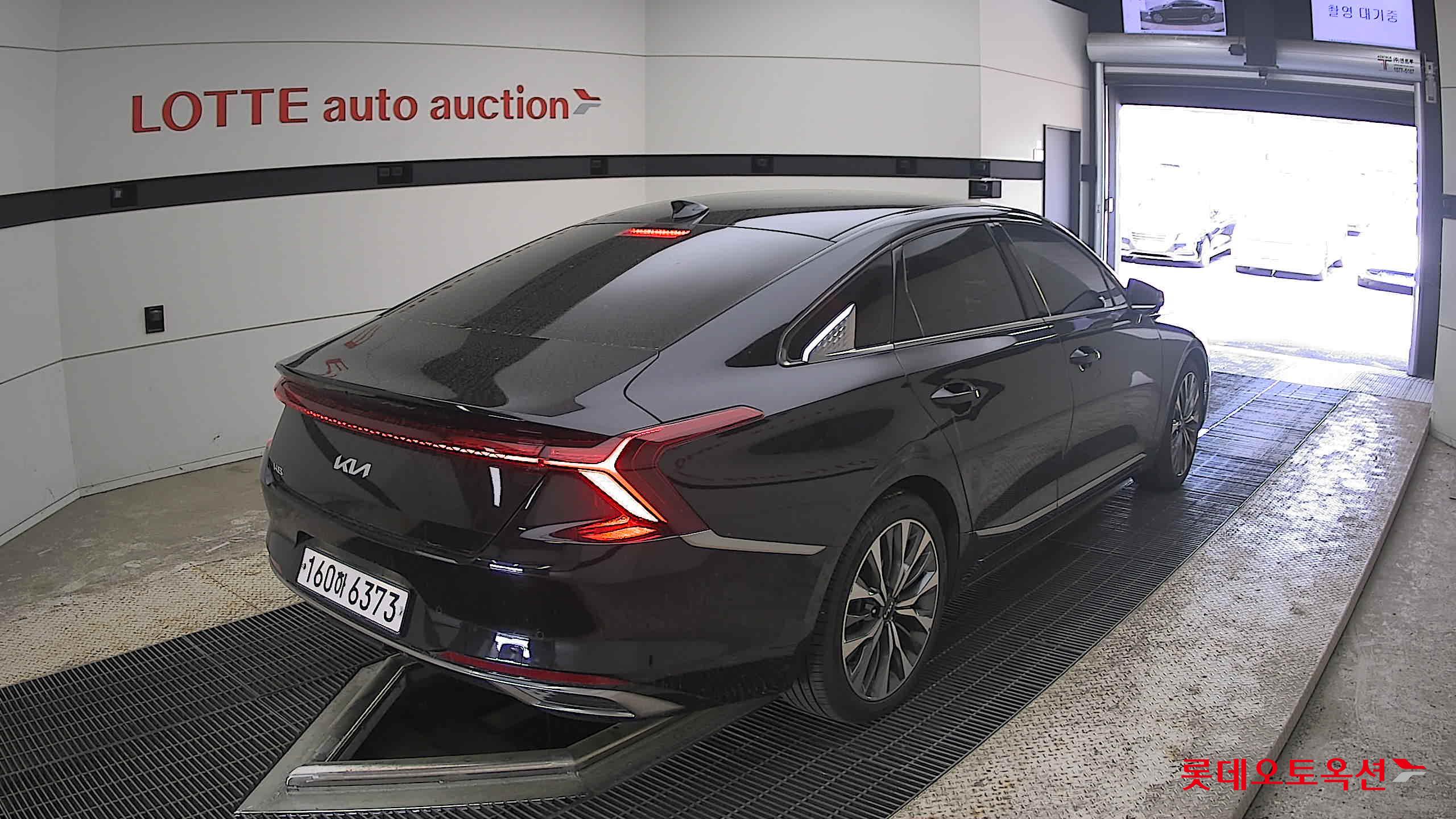 Kia K8 - 5