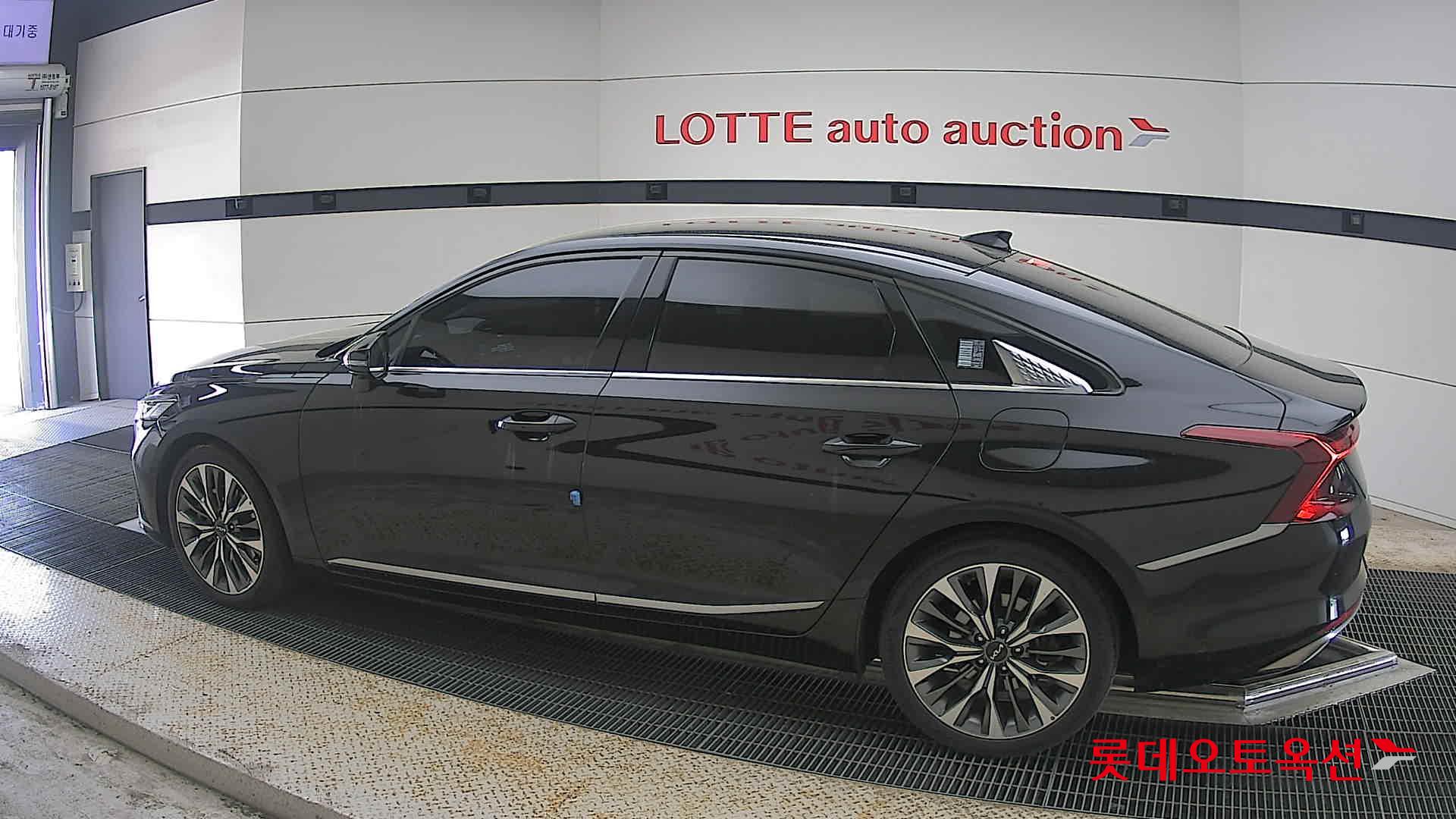 Kia K8 - 14