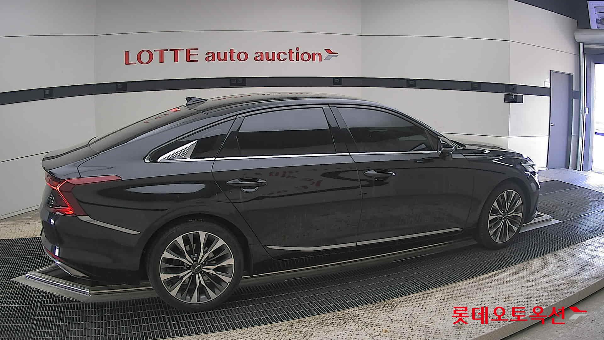 Kia K8 - 20