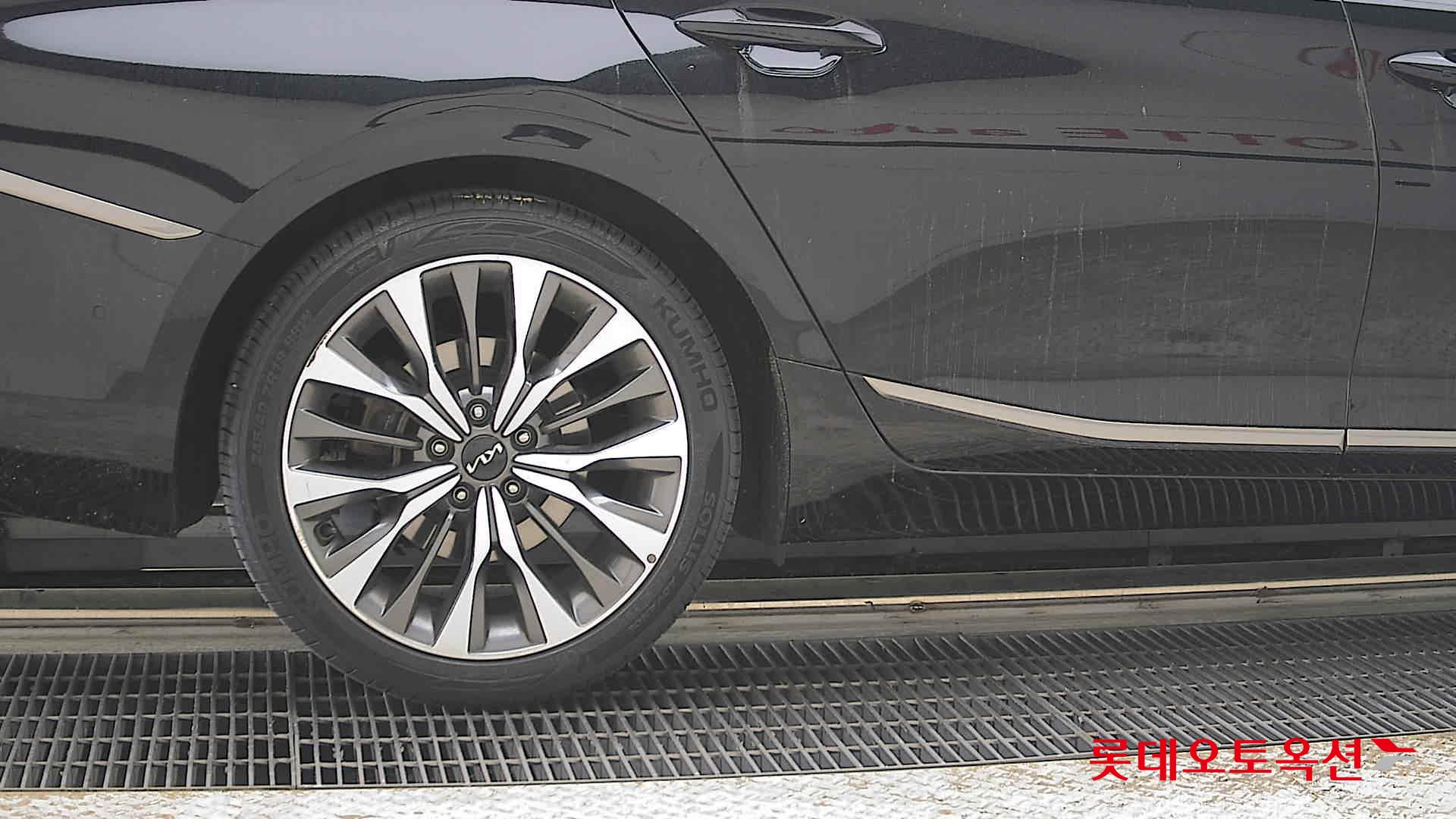 Kia K8 - 28