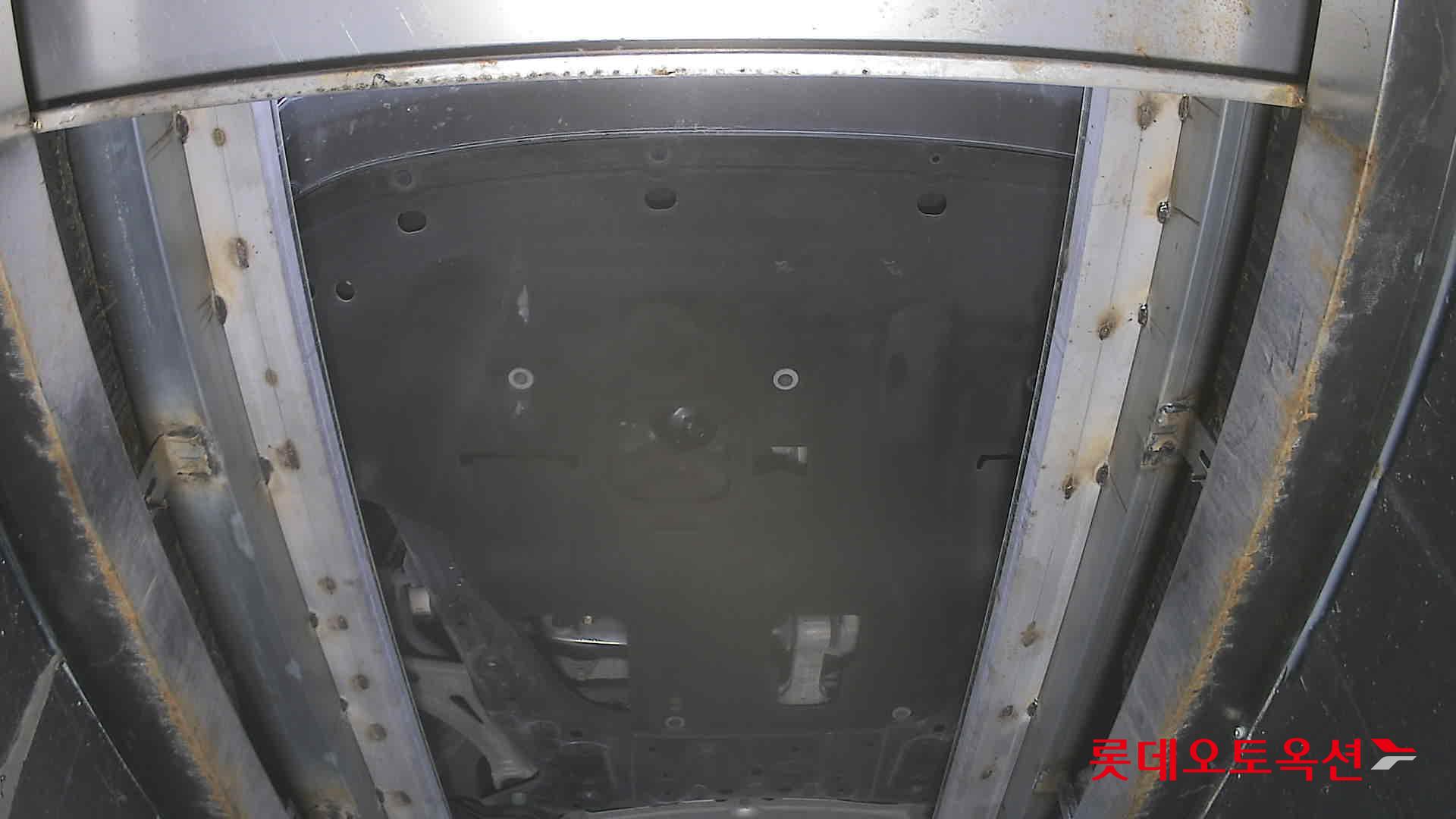Kia K8 - 8