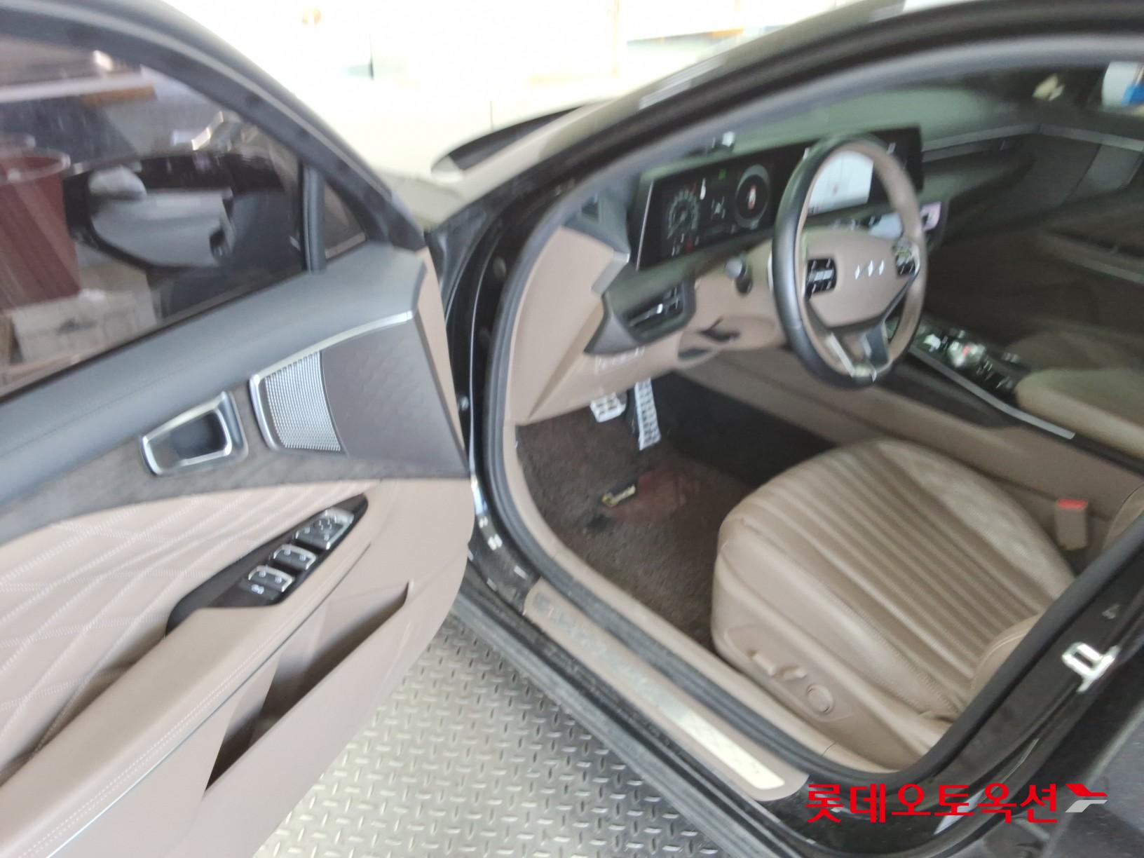 Kia K8 - 36