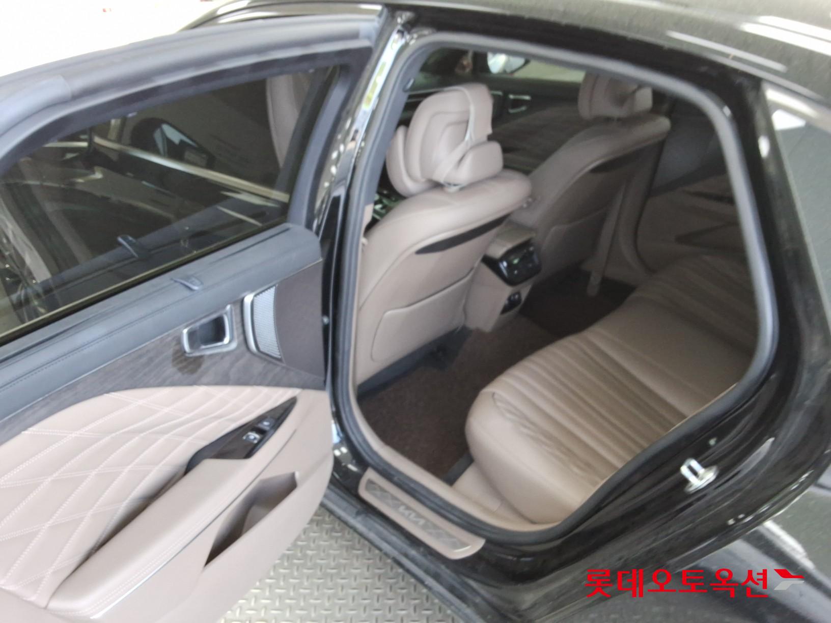 Kia K8 - 37