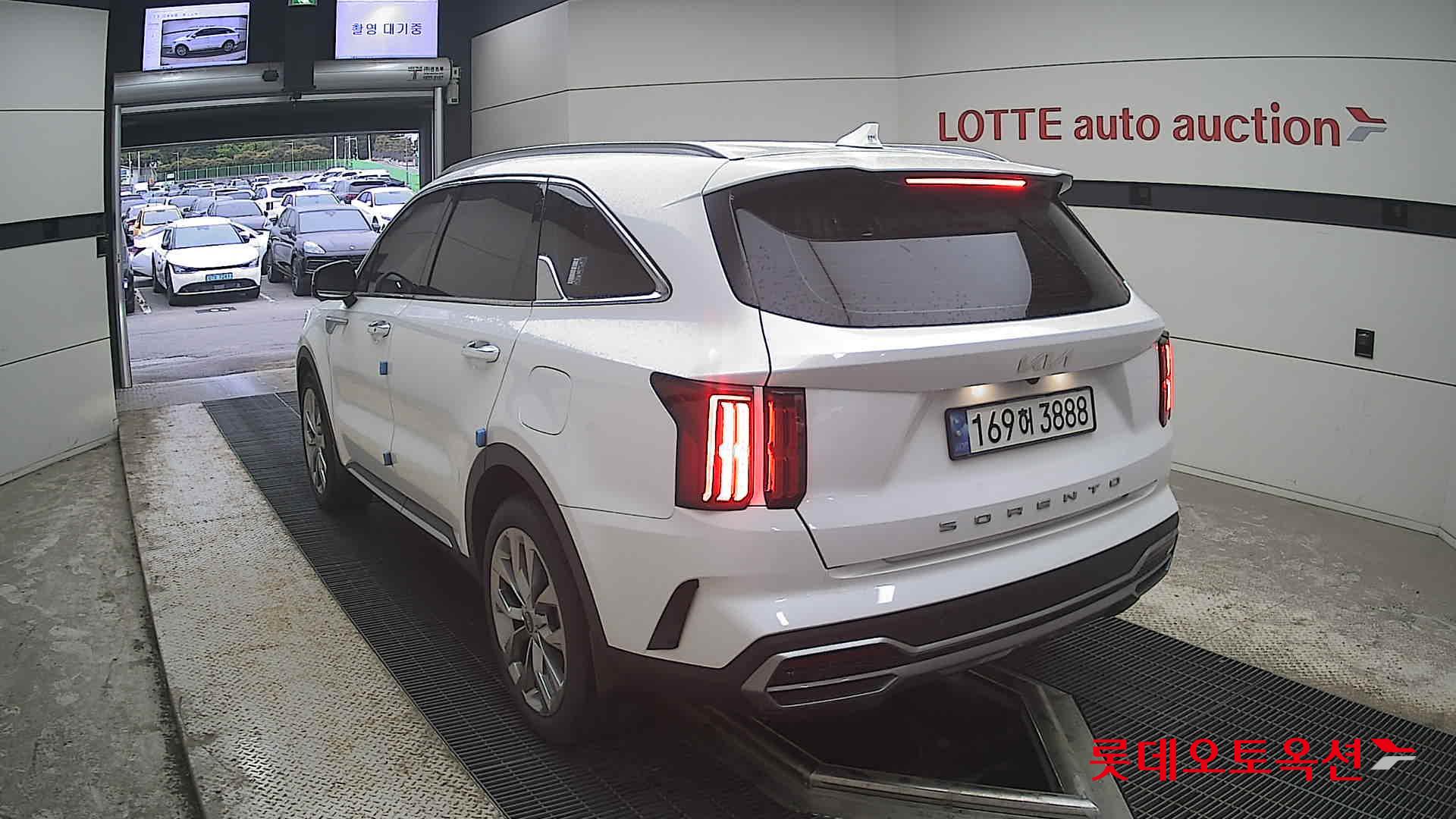 Kia Sorento - 16