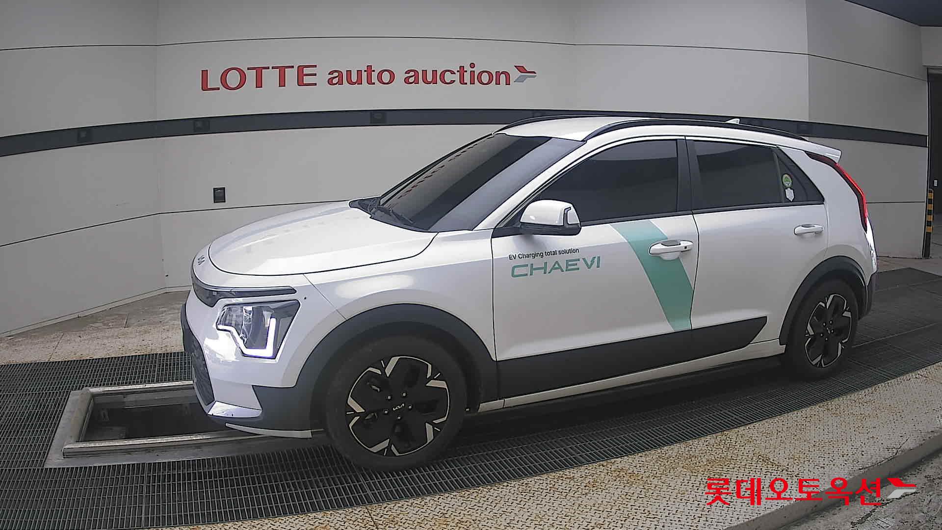2023 - kia niro