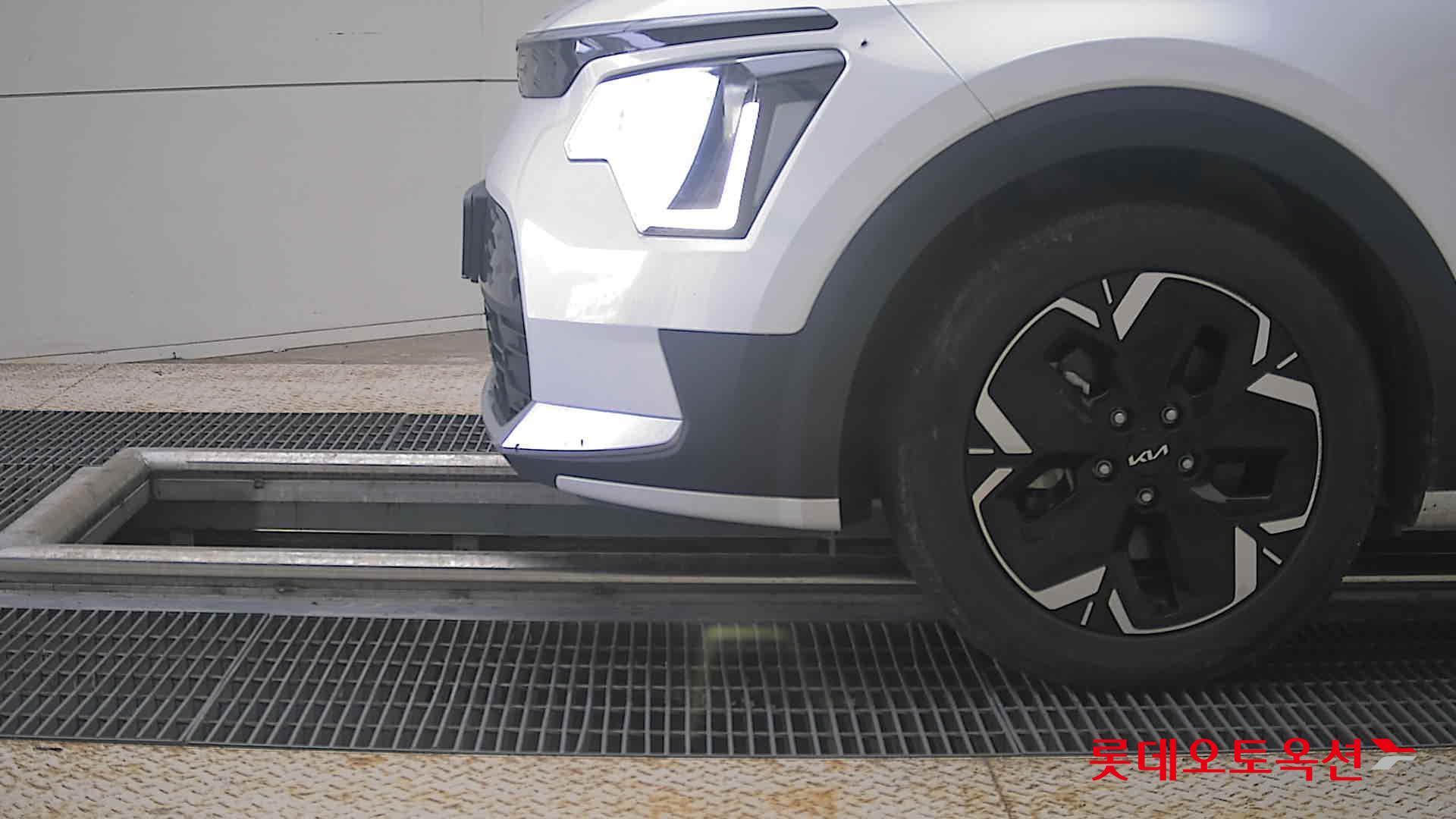 2023 - kia niro