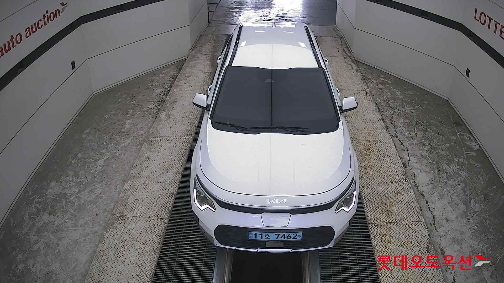 2023 - kia niro