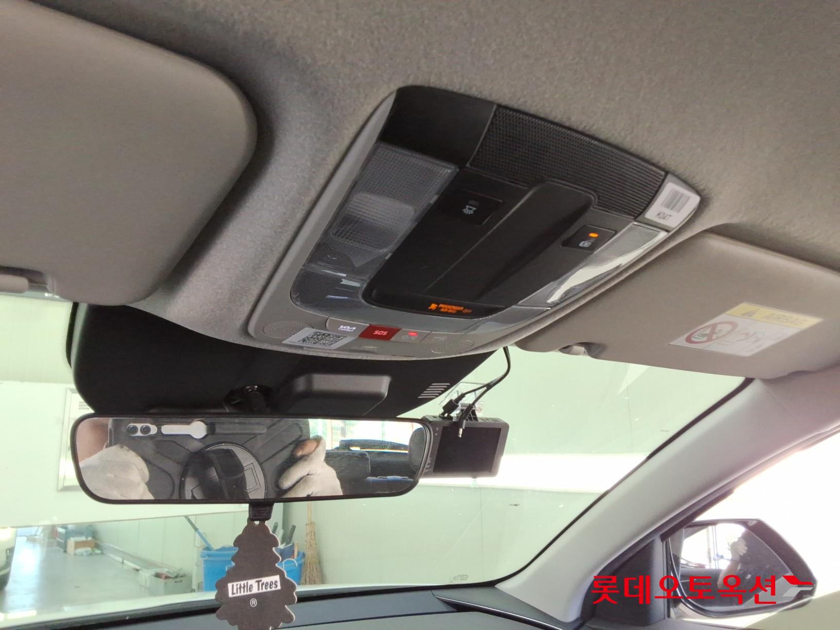 2023 - kia niro