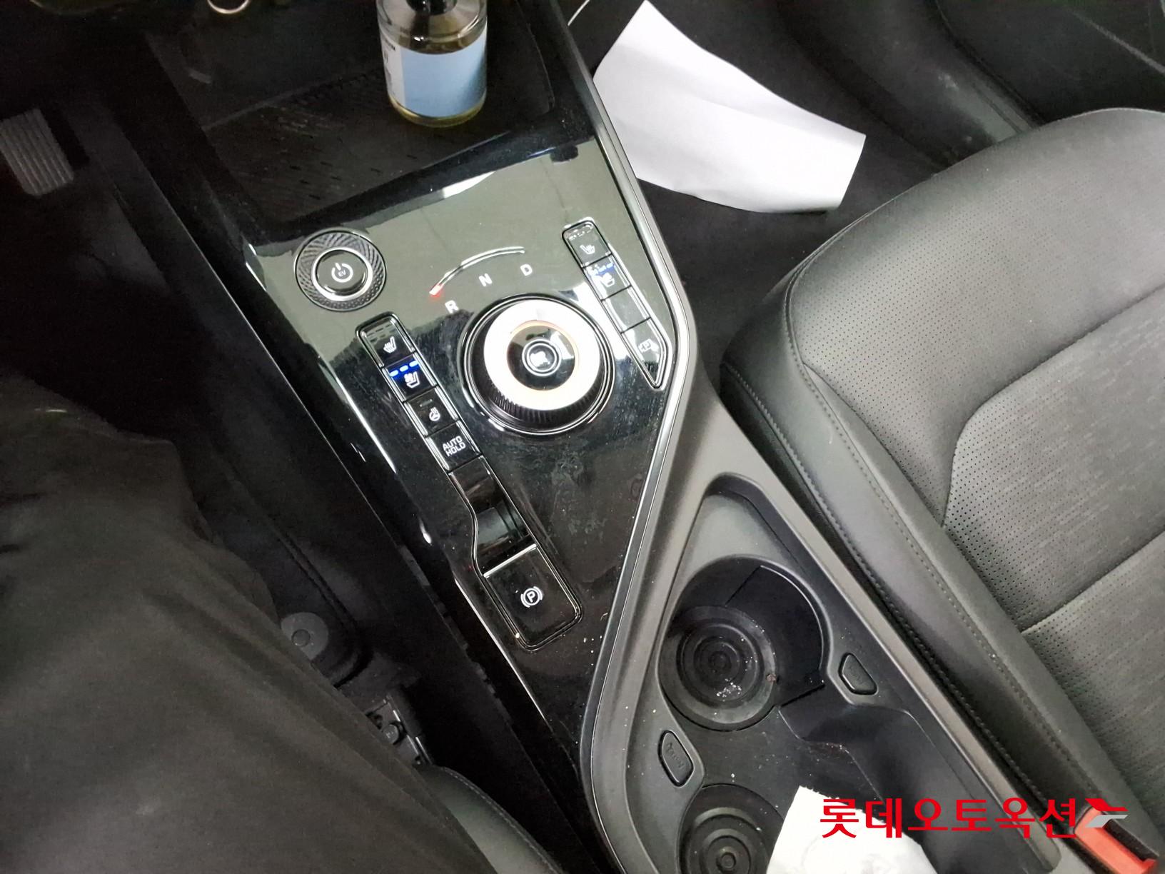 2023 - kia niro