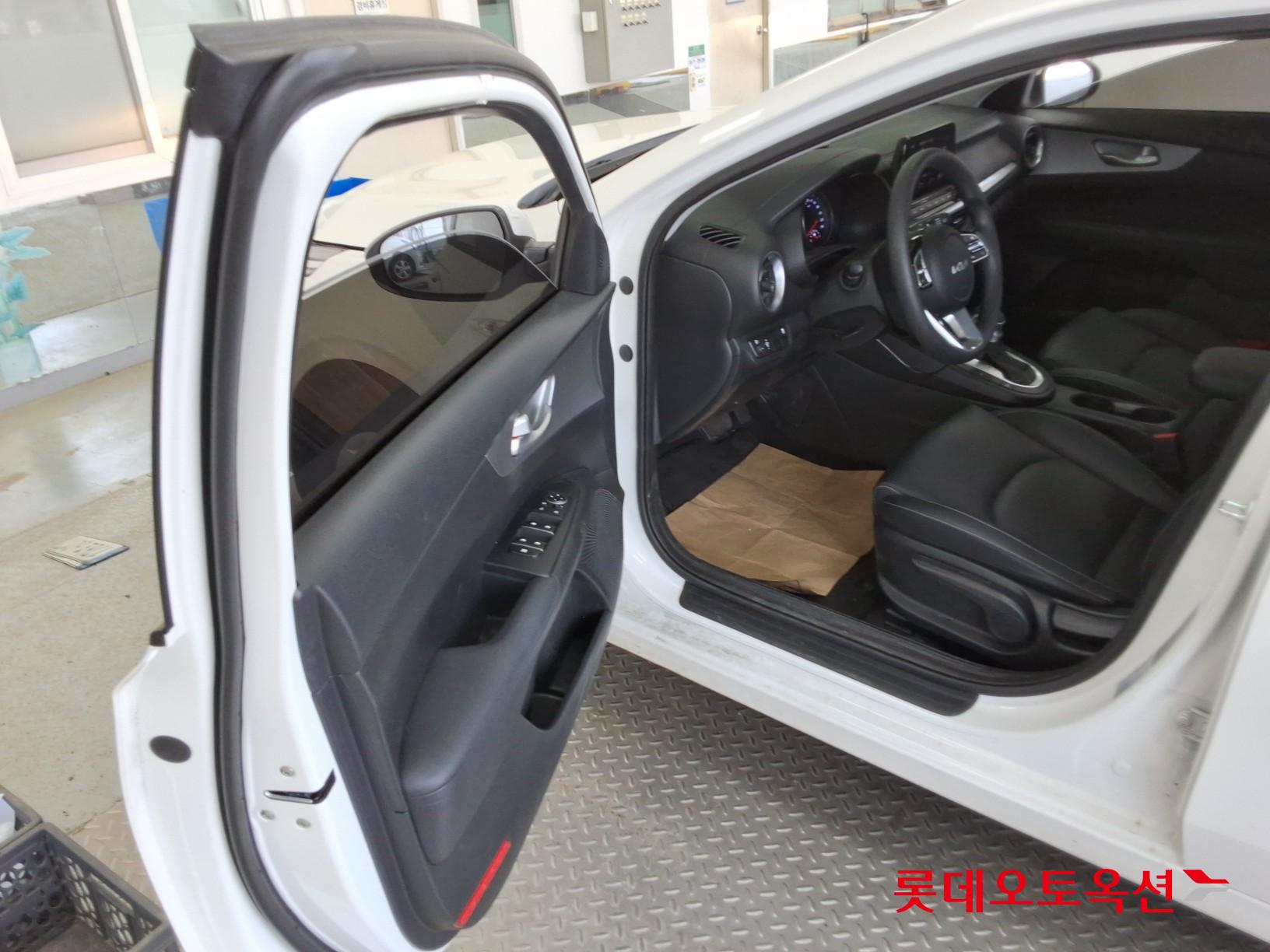 Kia K3 - 37