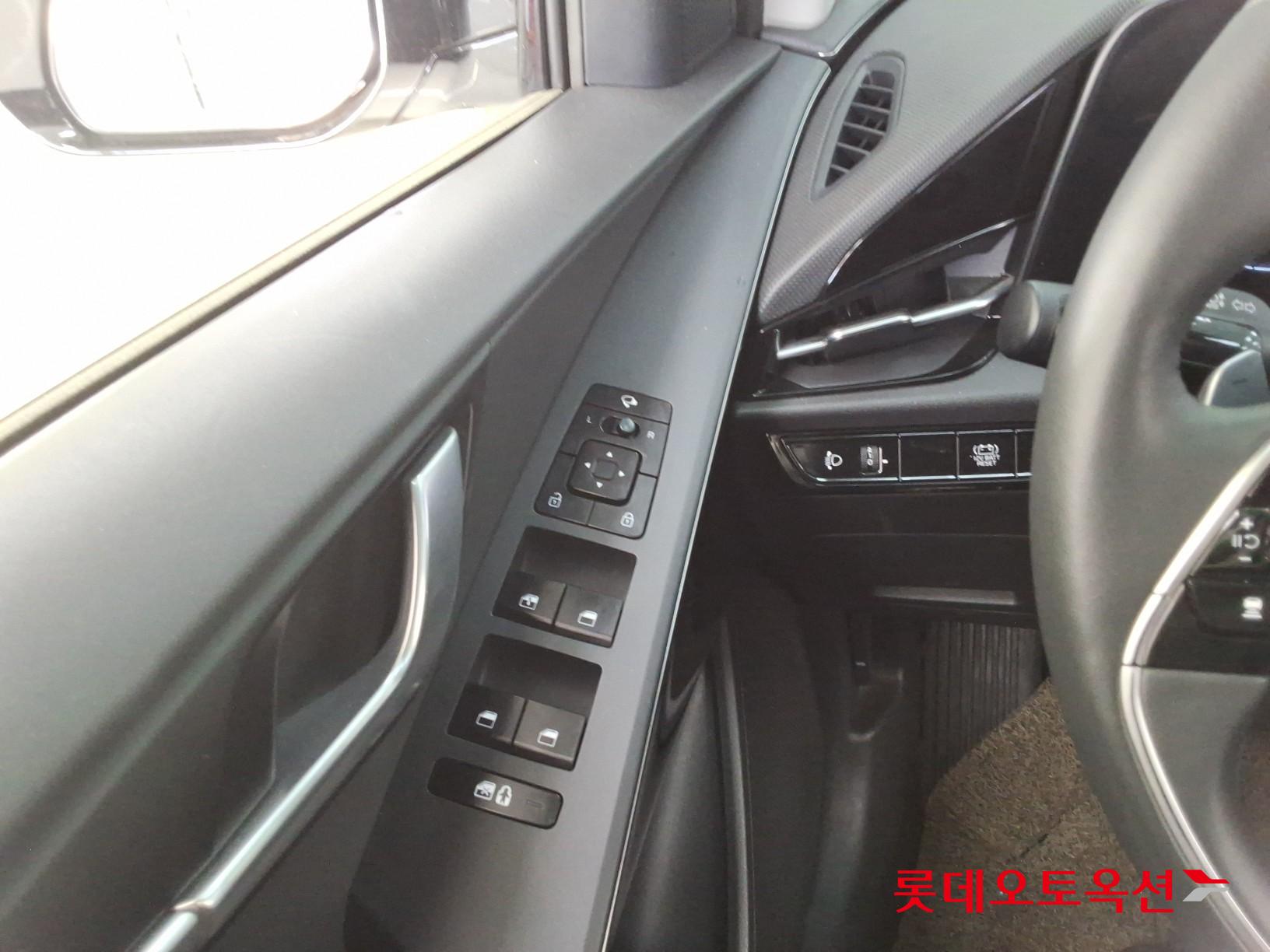 2022 - kia niro