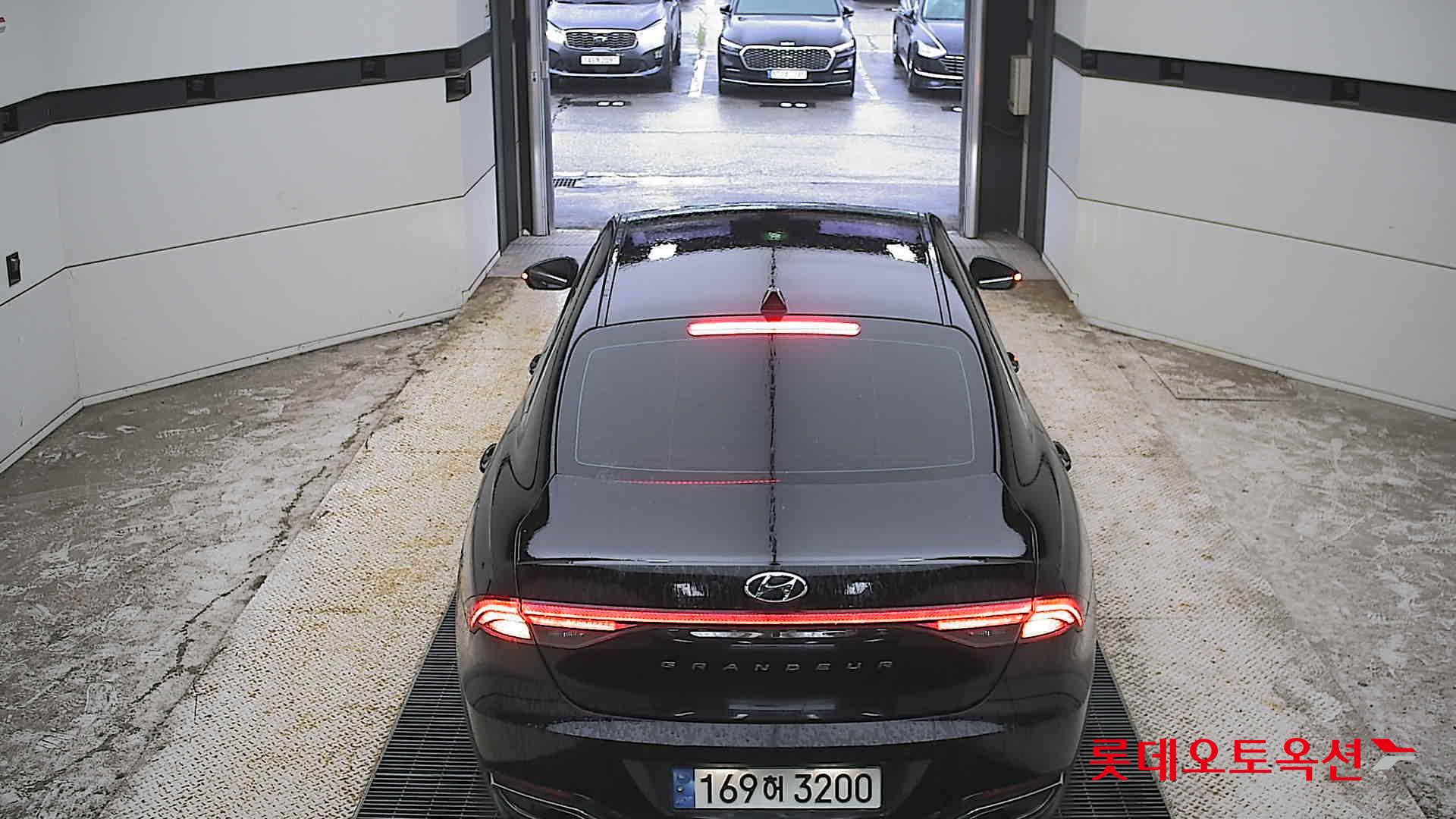 2022 - hyundai grandeur