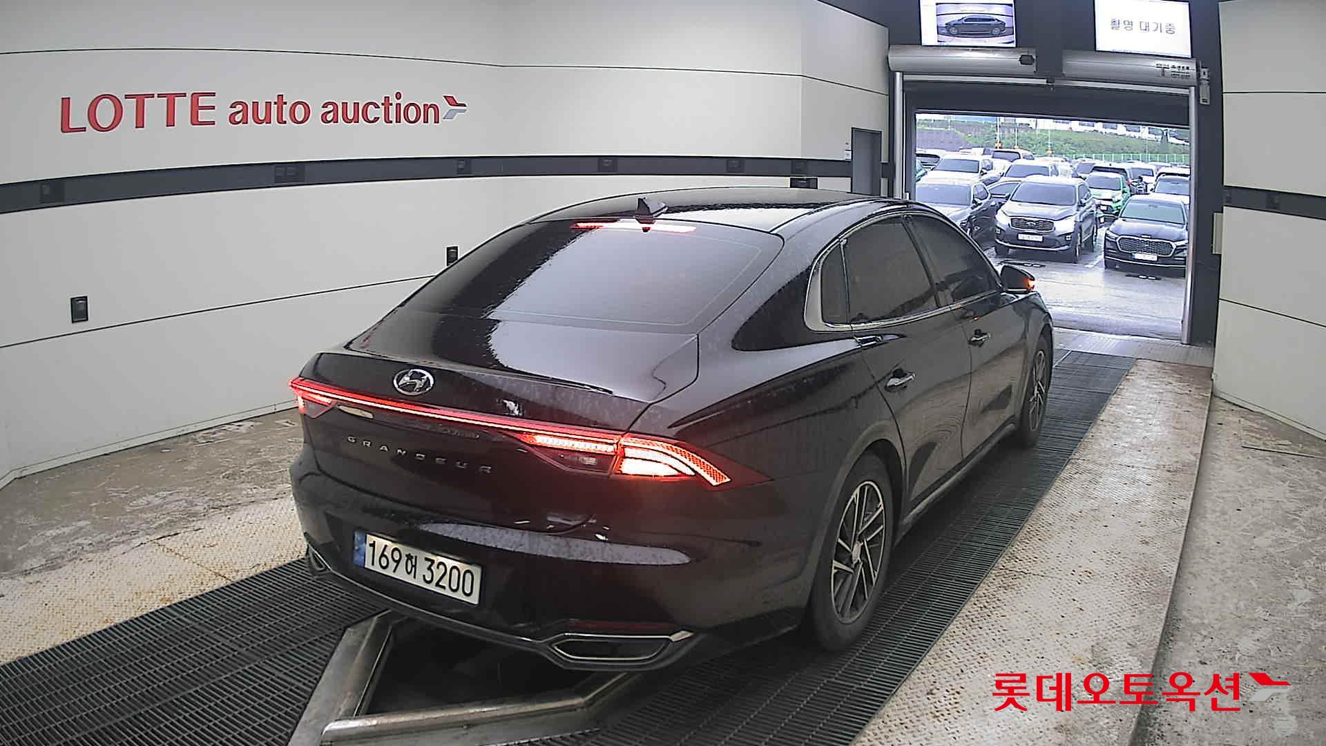 2022 - hyundai grandeur