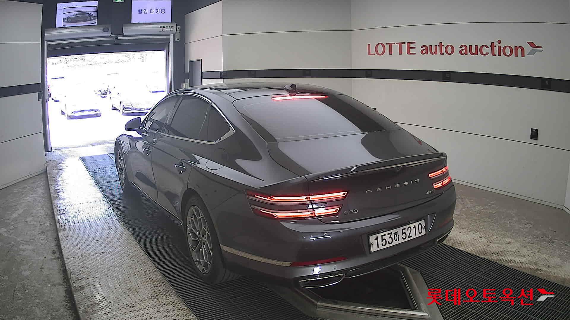 Genesis G80 - 16