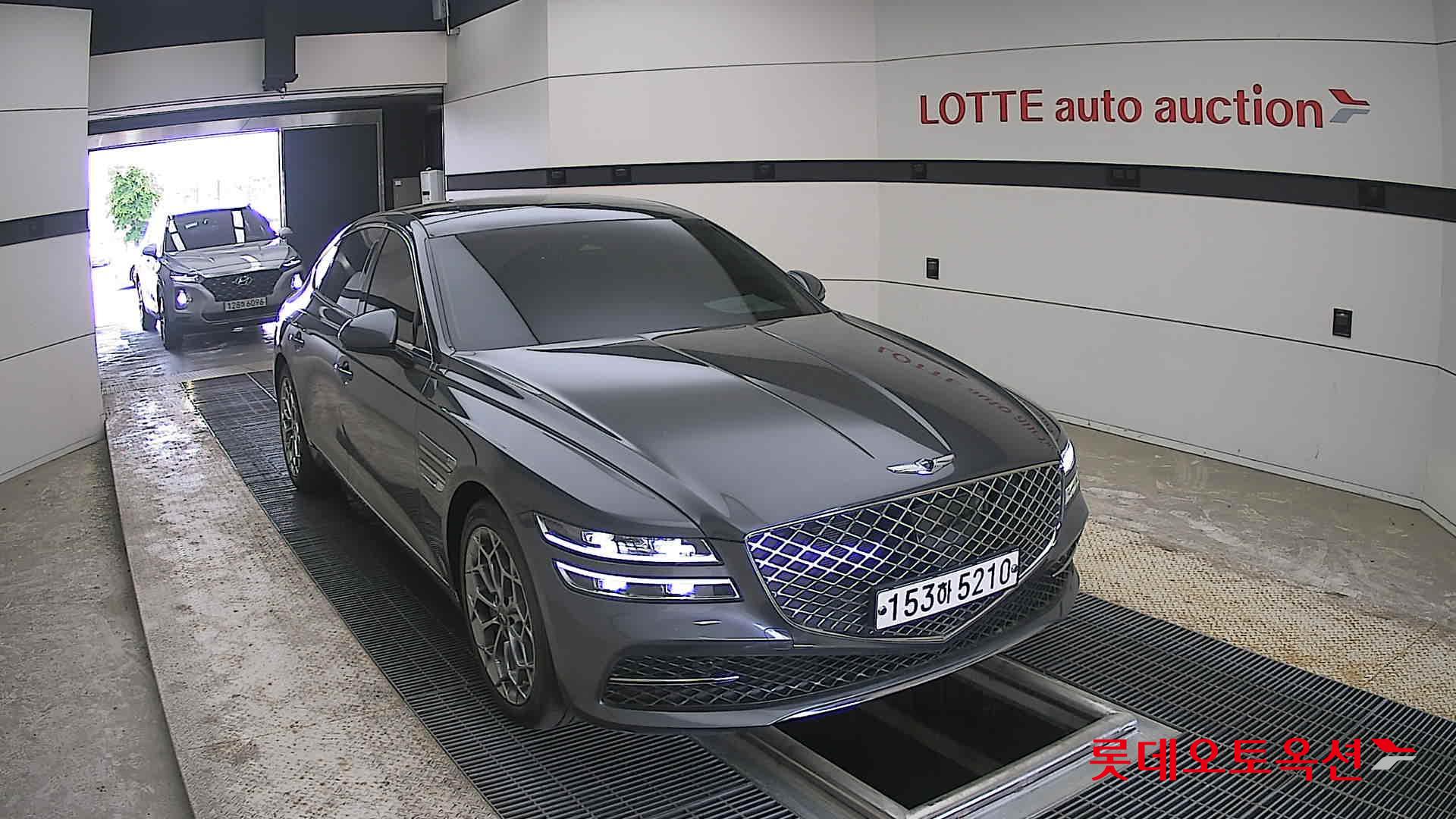 Genesis G80 - 24