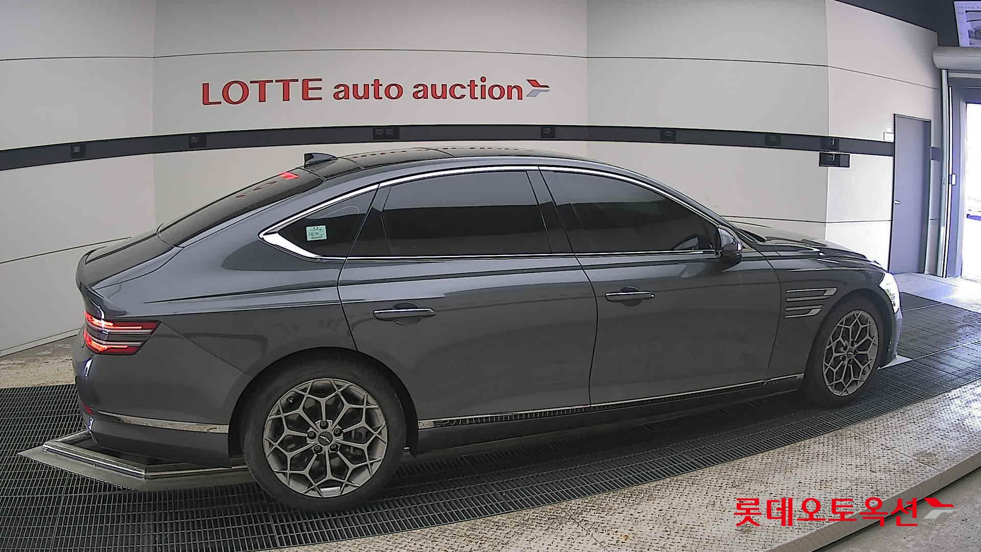 Genesis G80 - 20