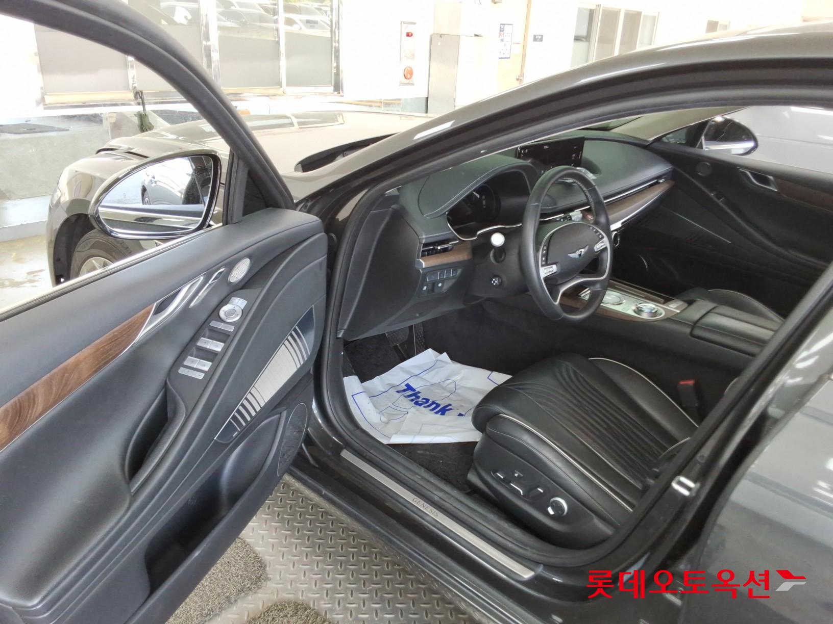 Genesis G80 - 35