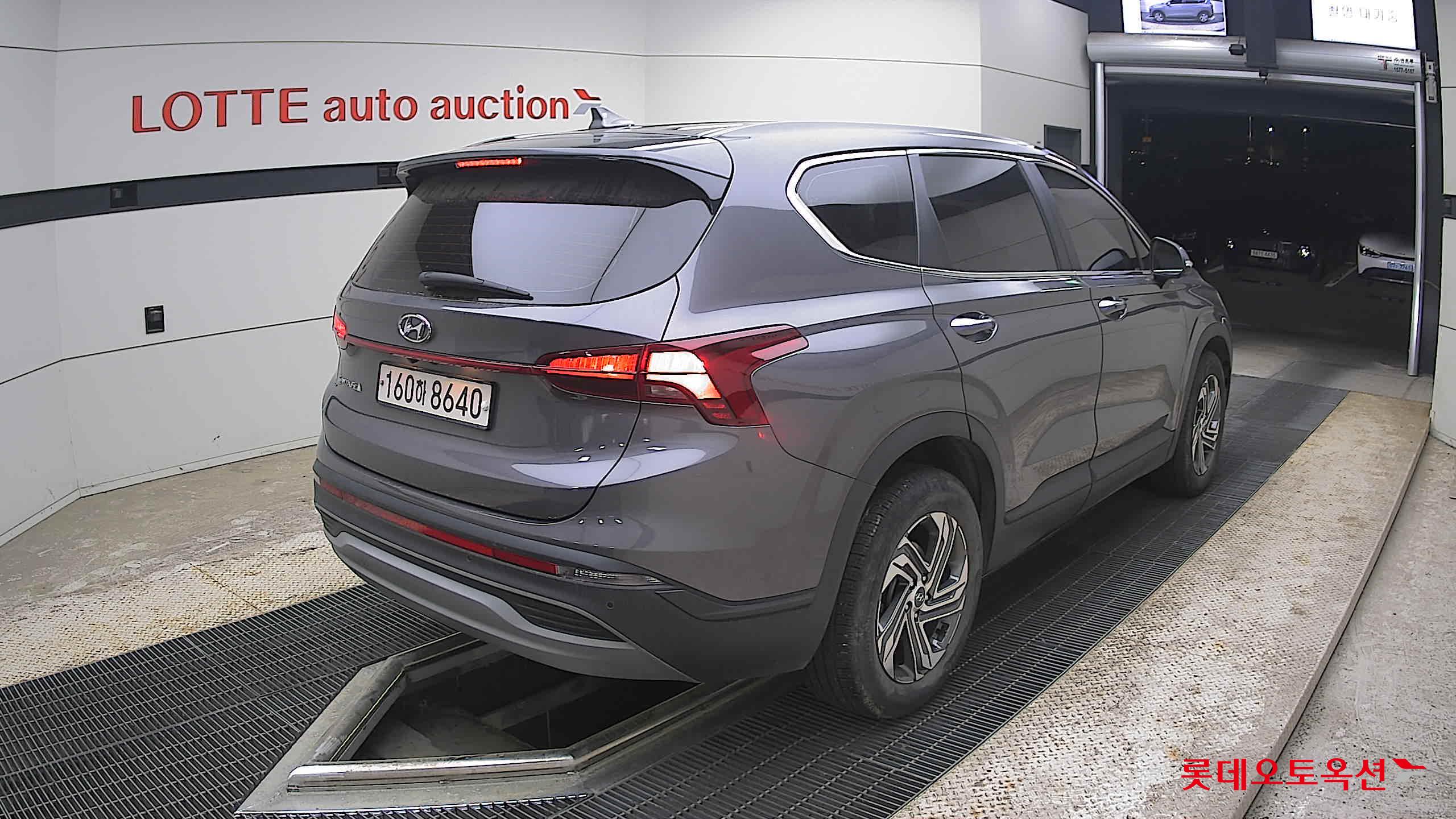 Hyundai Santa Fe - 5