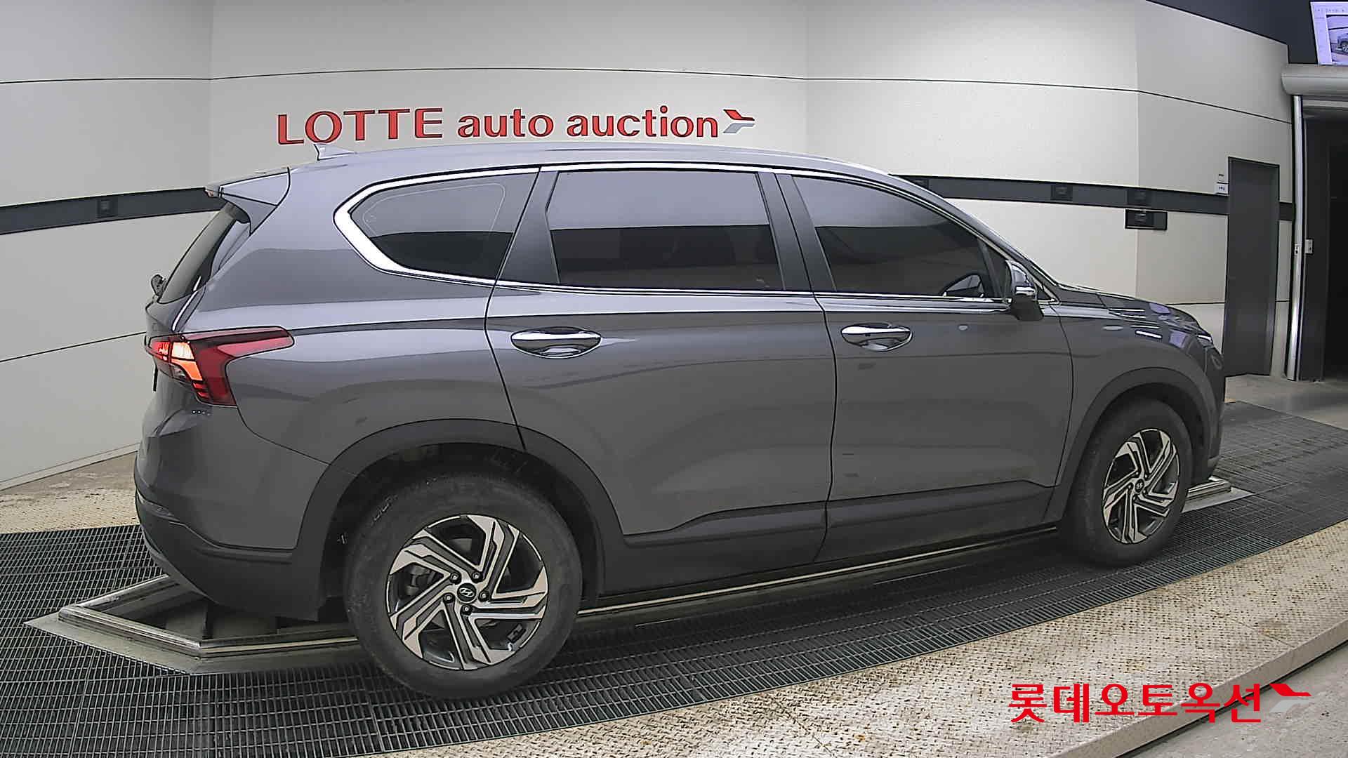 Hyundai Santa Fe - 20