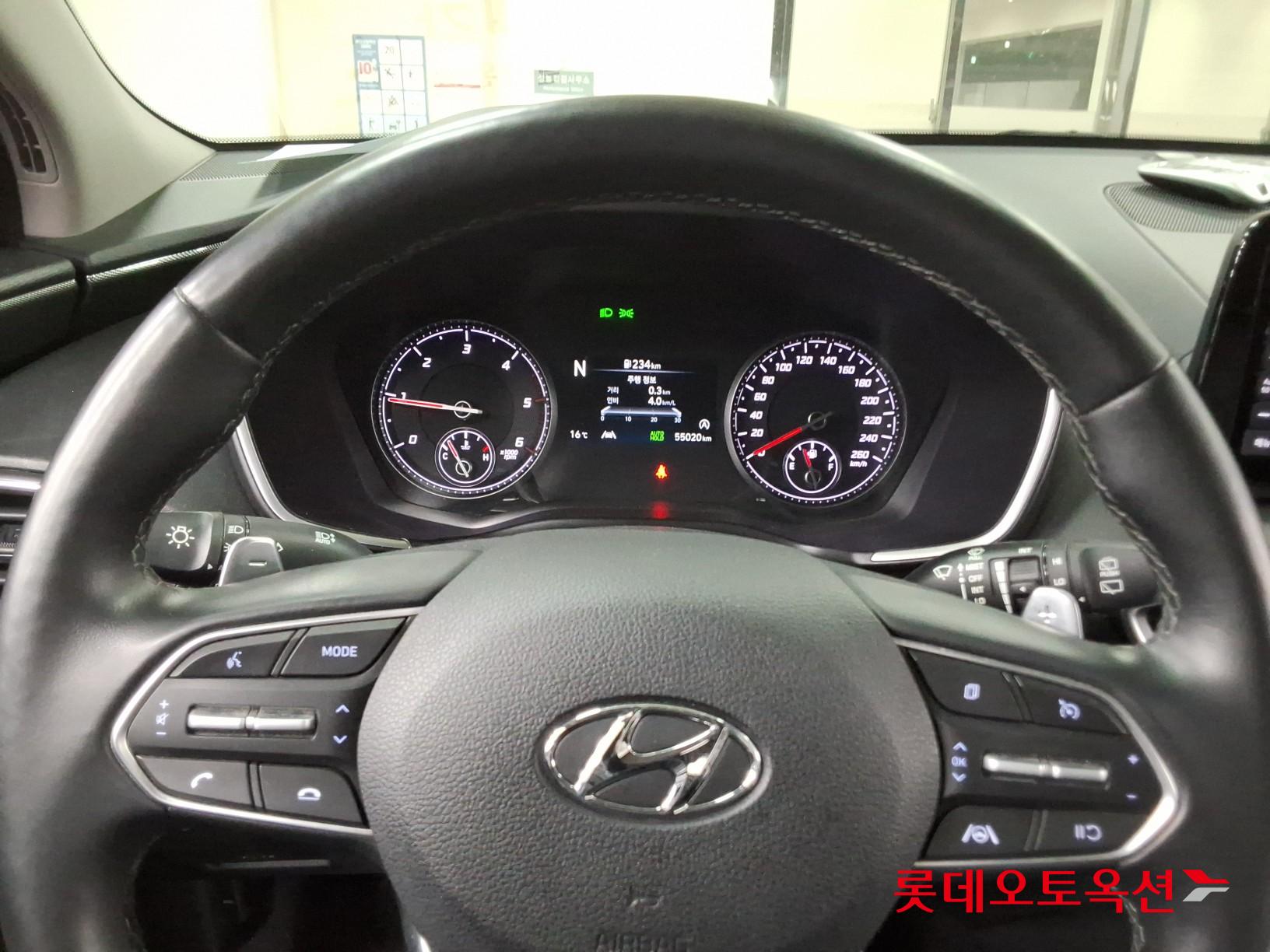 Hyundai Santa Fe - 30