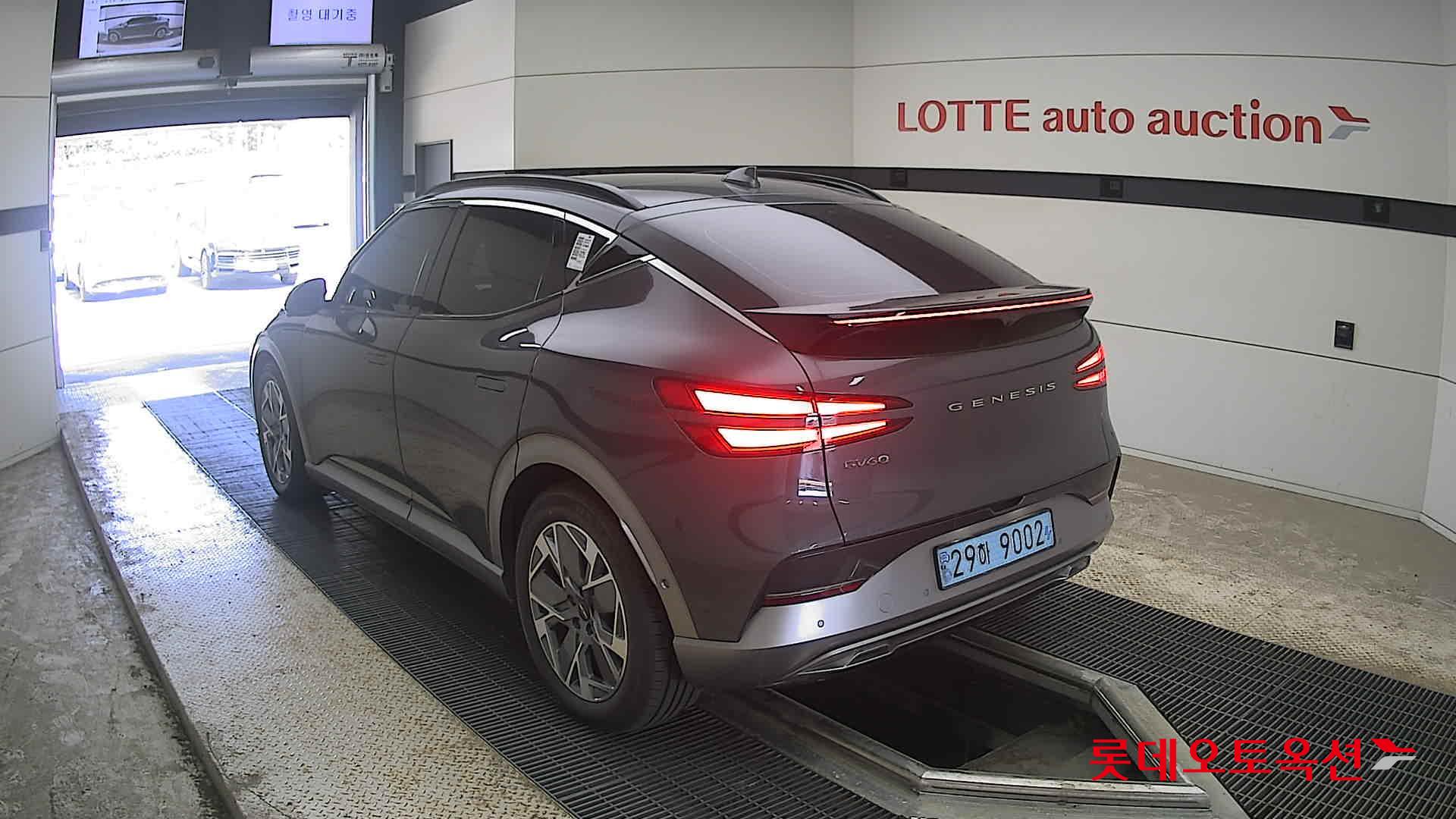제네시스 GV60 - 4