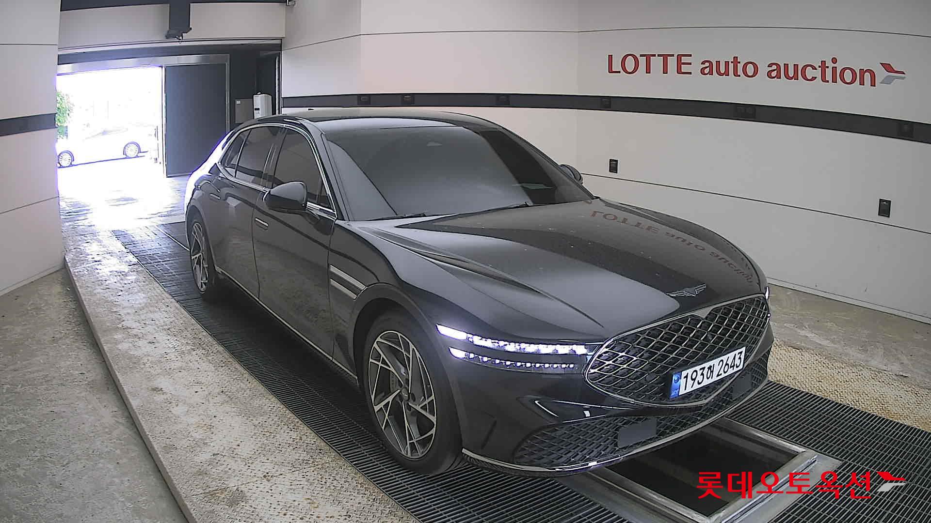 جينيسيس G90 - 6