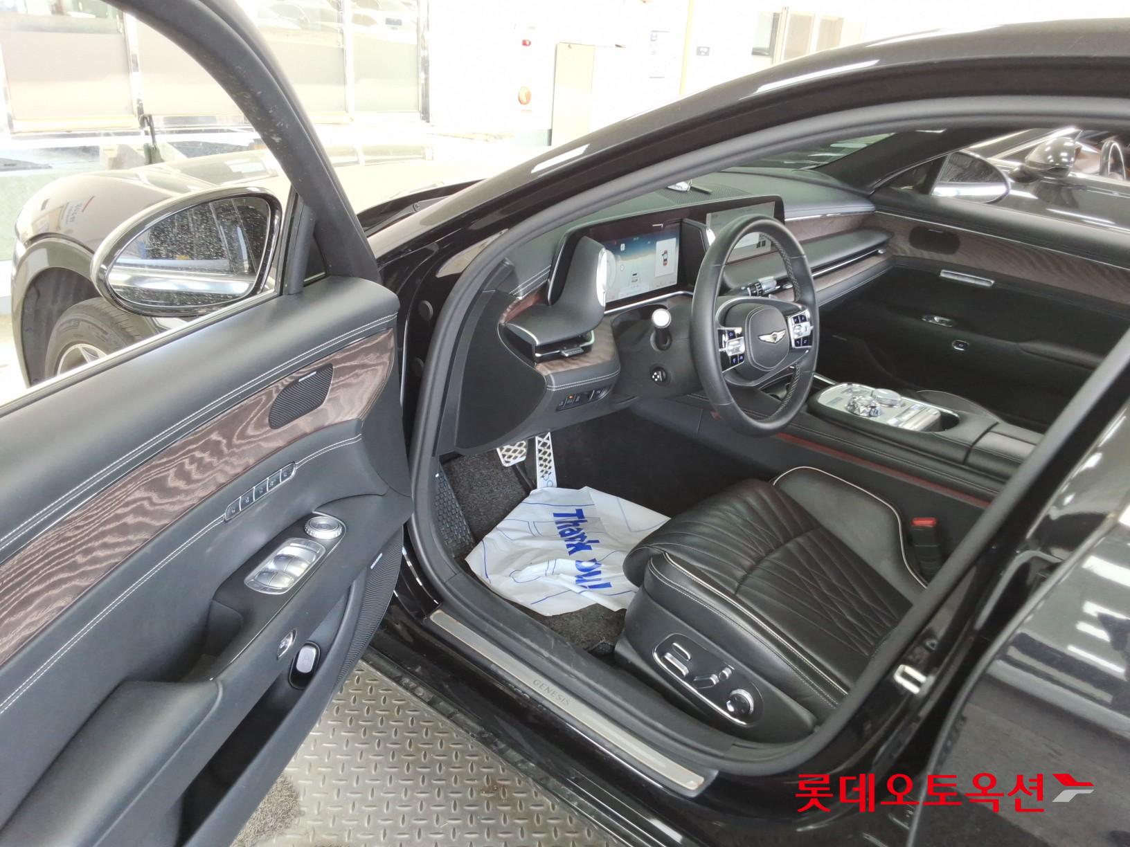 جينيسيس G90 - 35