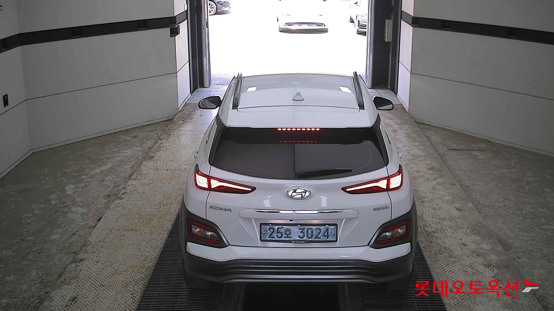 Hyundai KONA Electric id 4289419 из Кореи 36