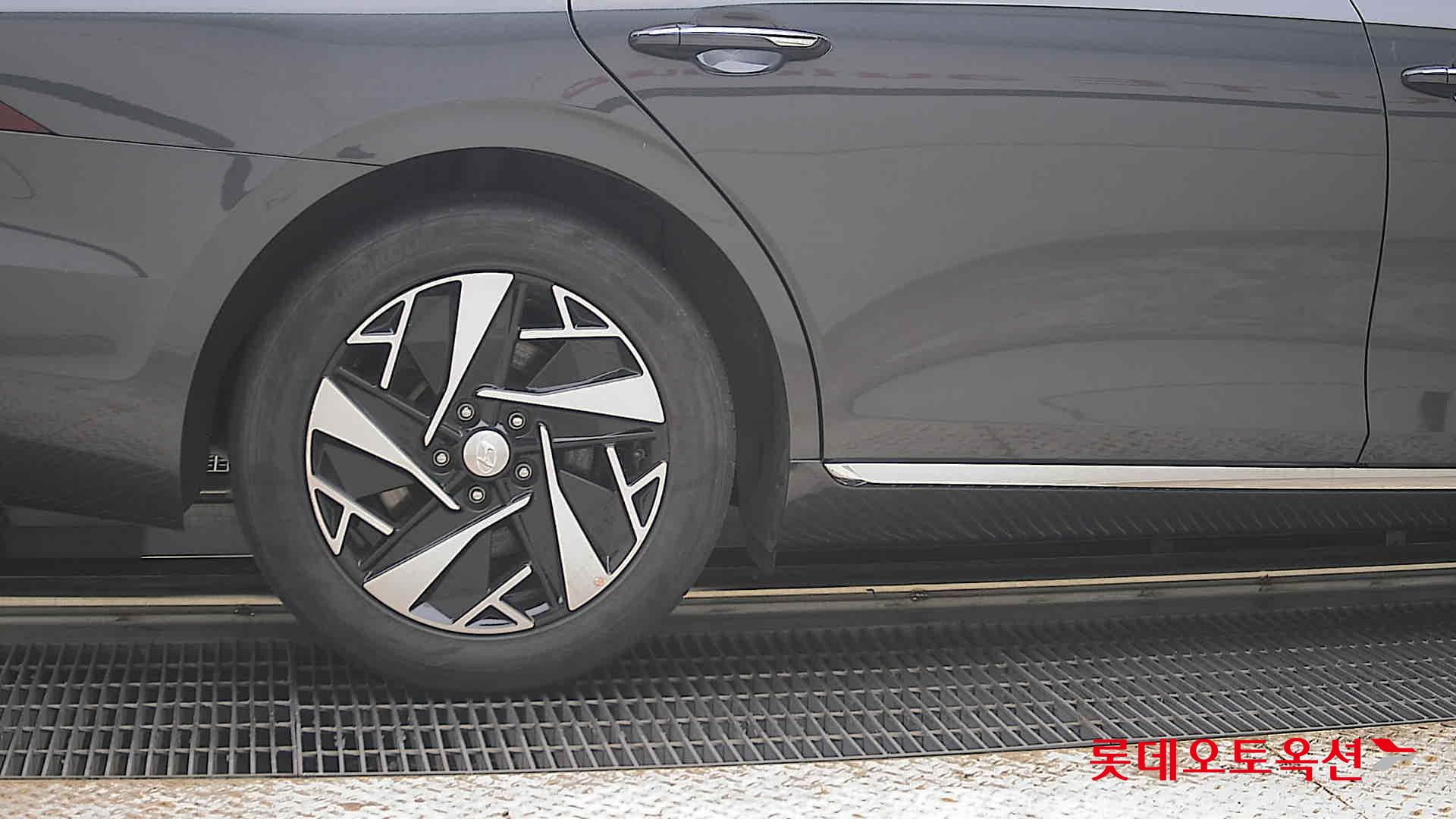 2022 - hyundai grandeur