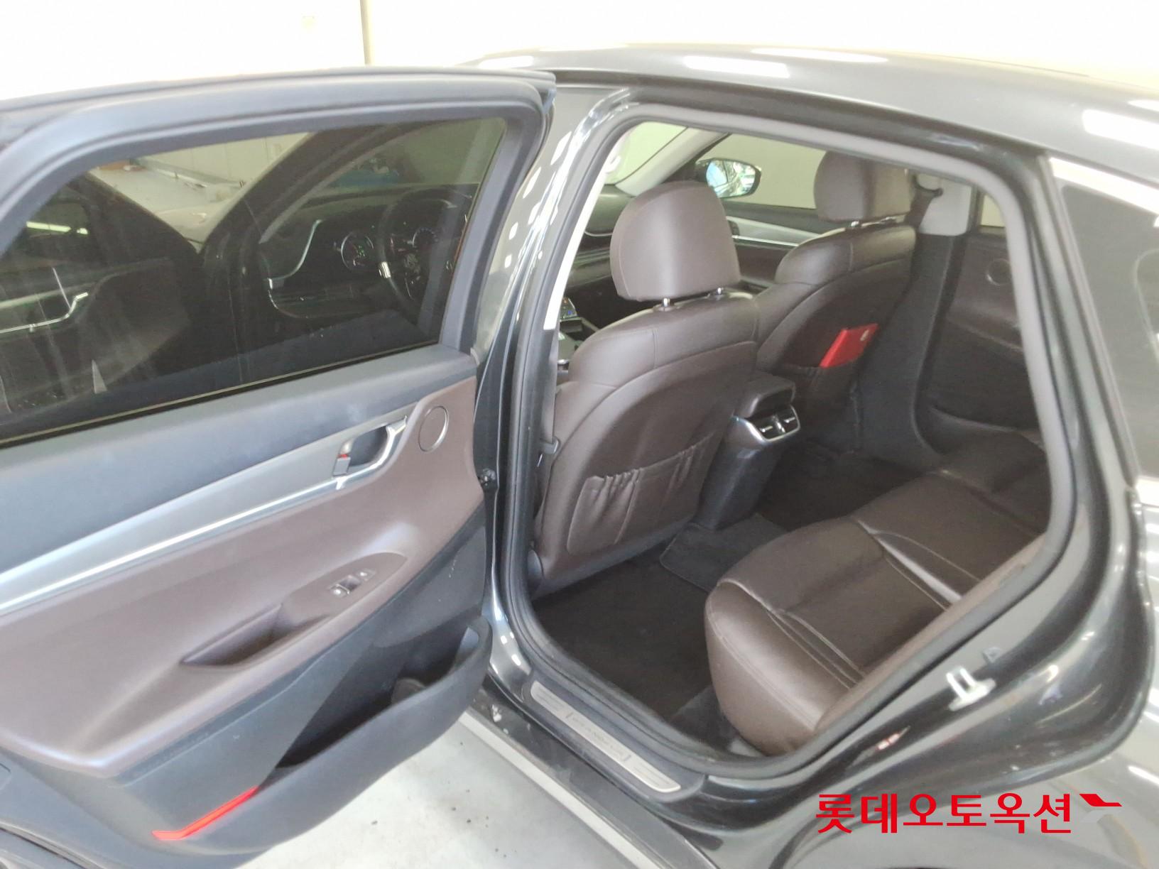 2022 - hyundai grandeur
