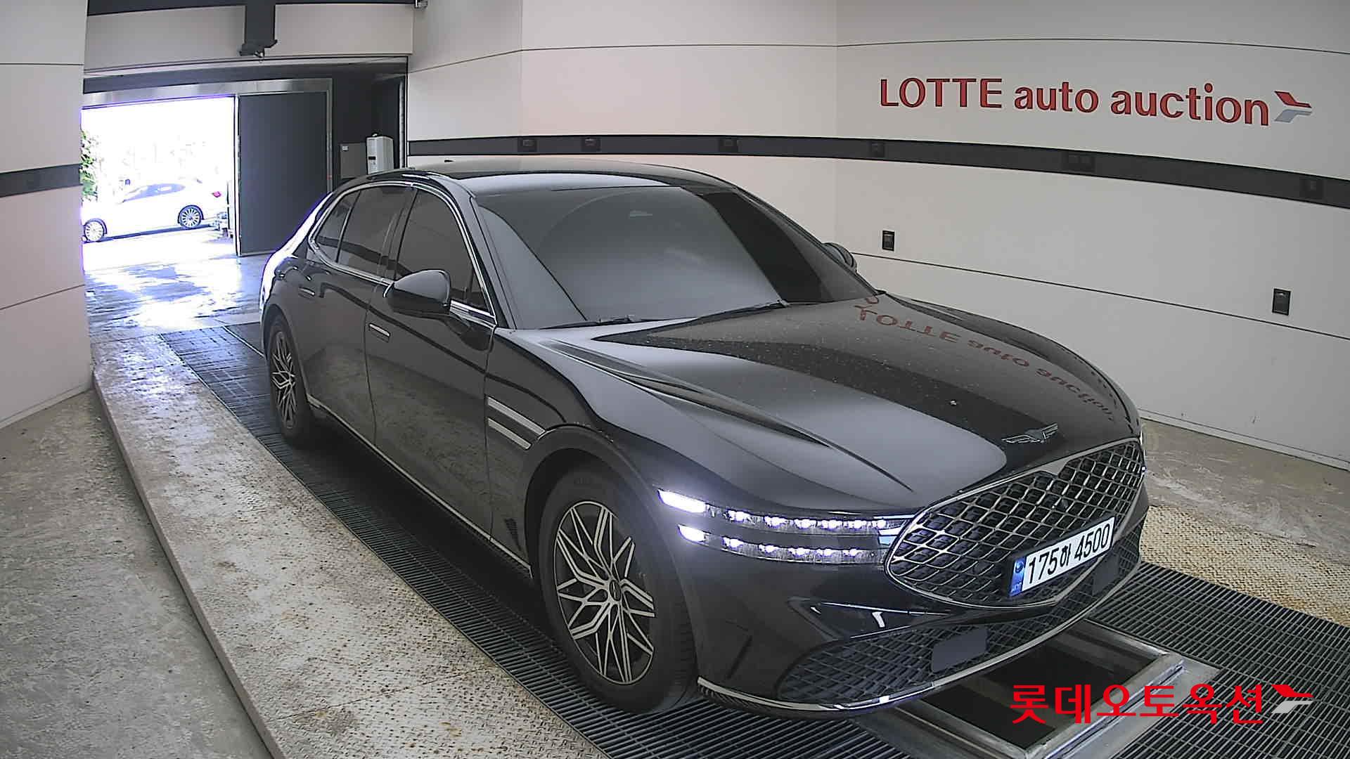 جينيسيس G90 - 6