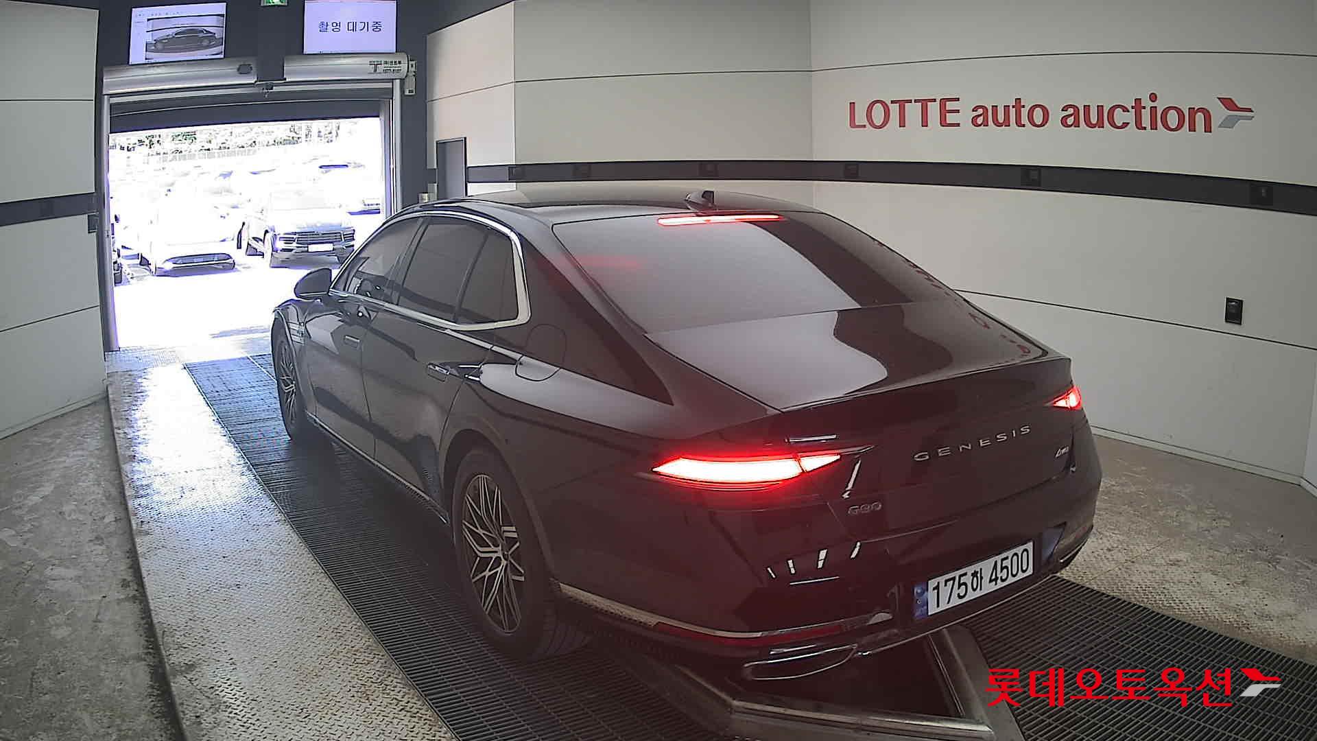 جينيسيس G90 - 16
