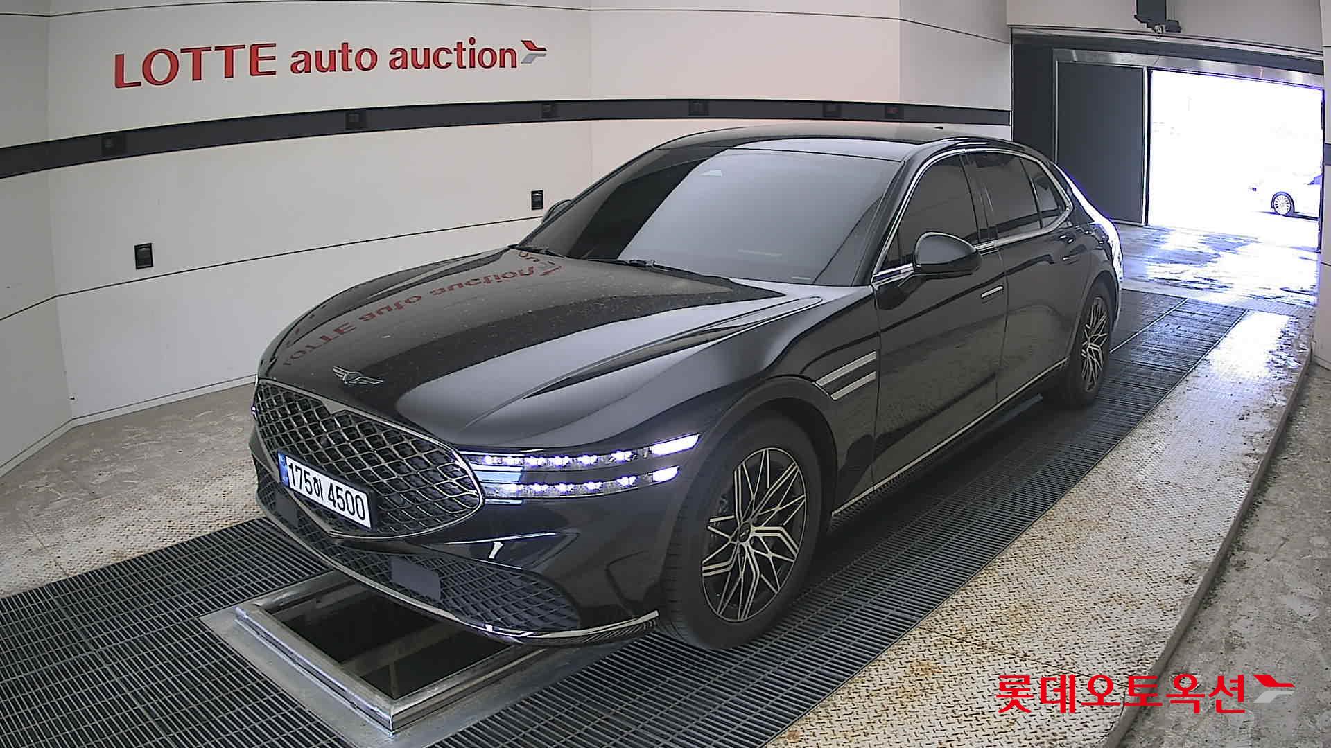 جينيسيس G90 - 3