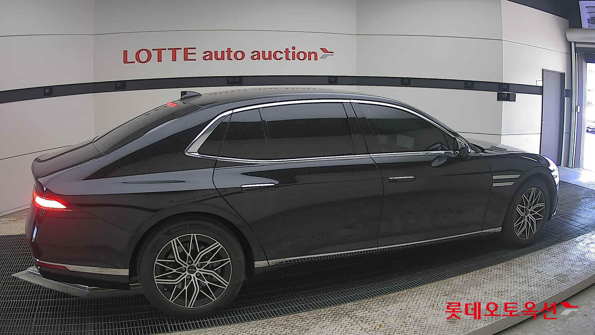 جينيسيس G90 - 20