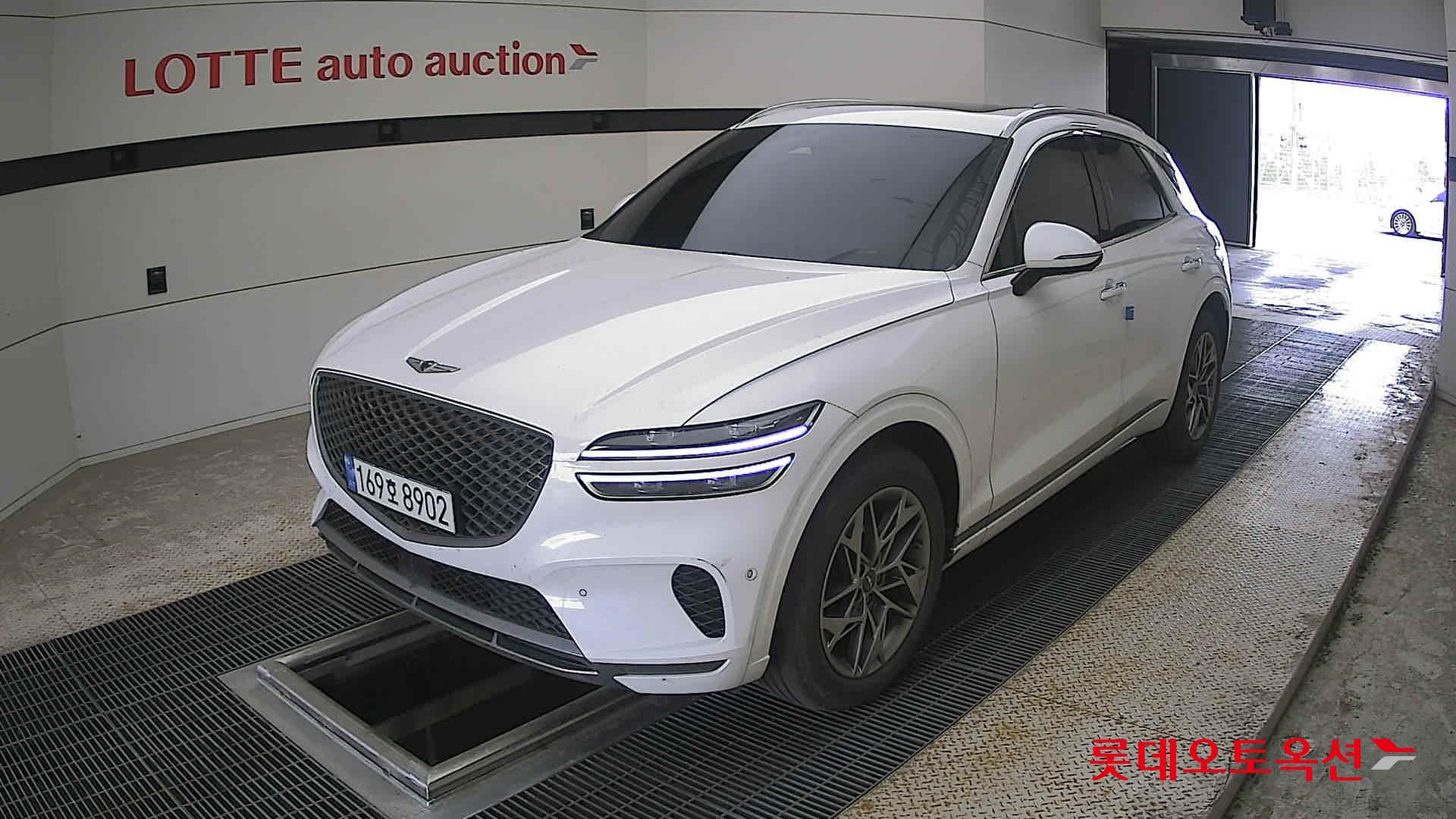 Genesis GV70 - 3