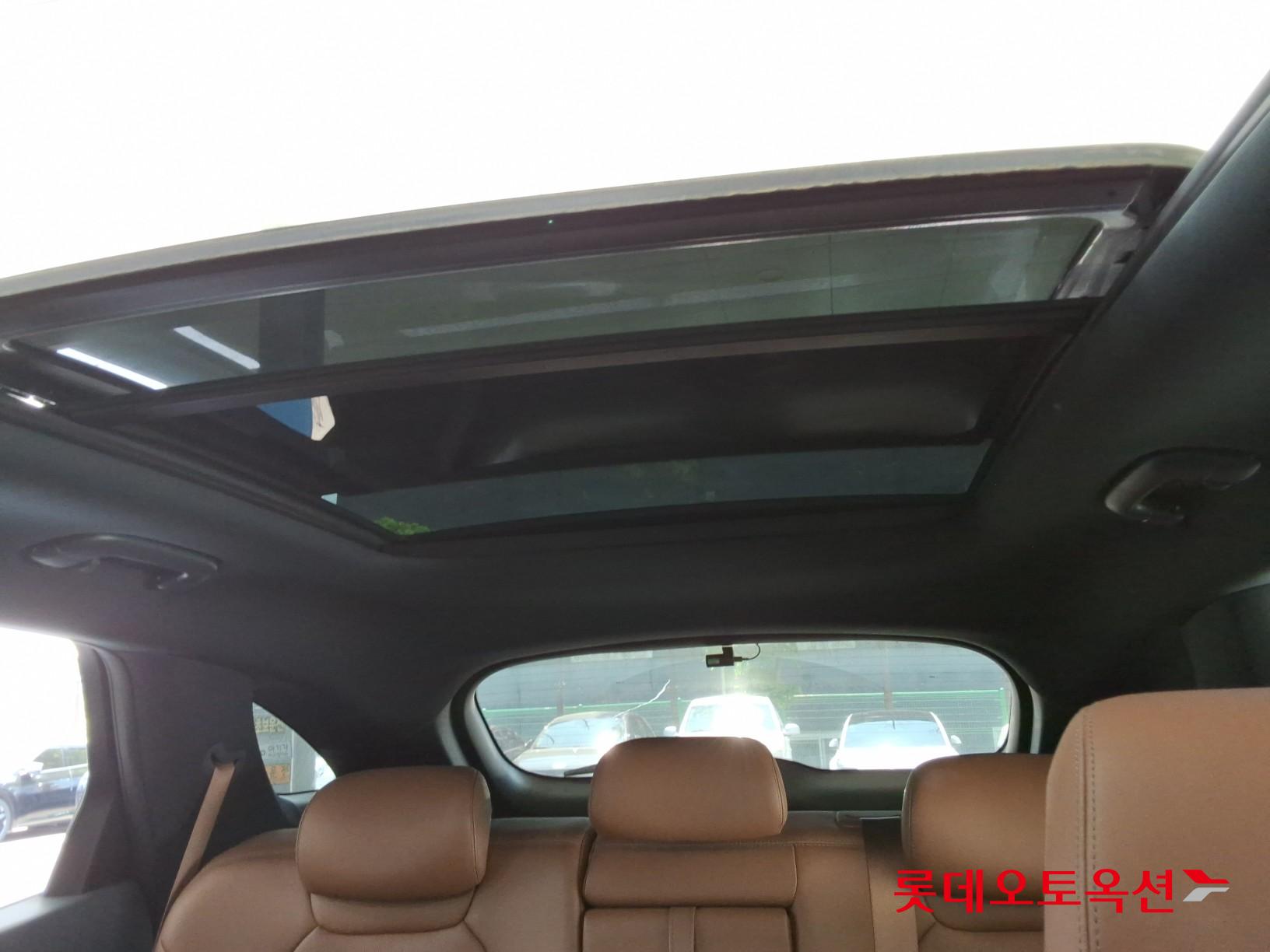 Genesis GV70 - 34