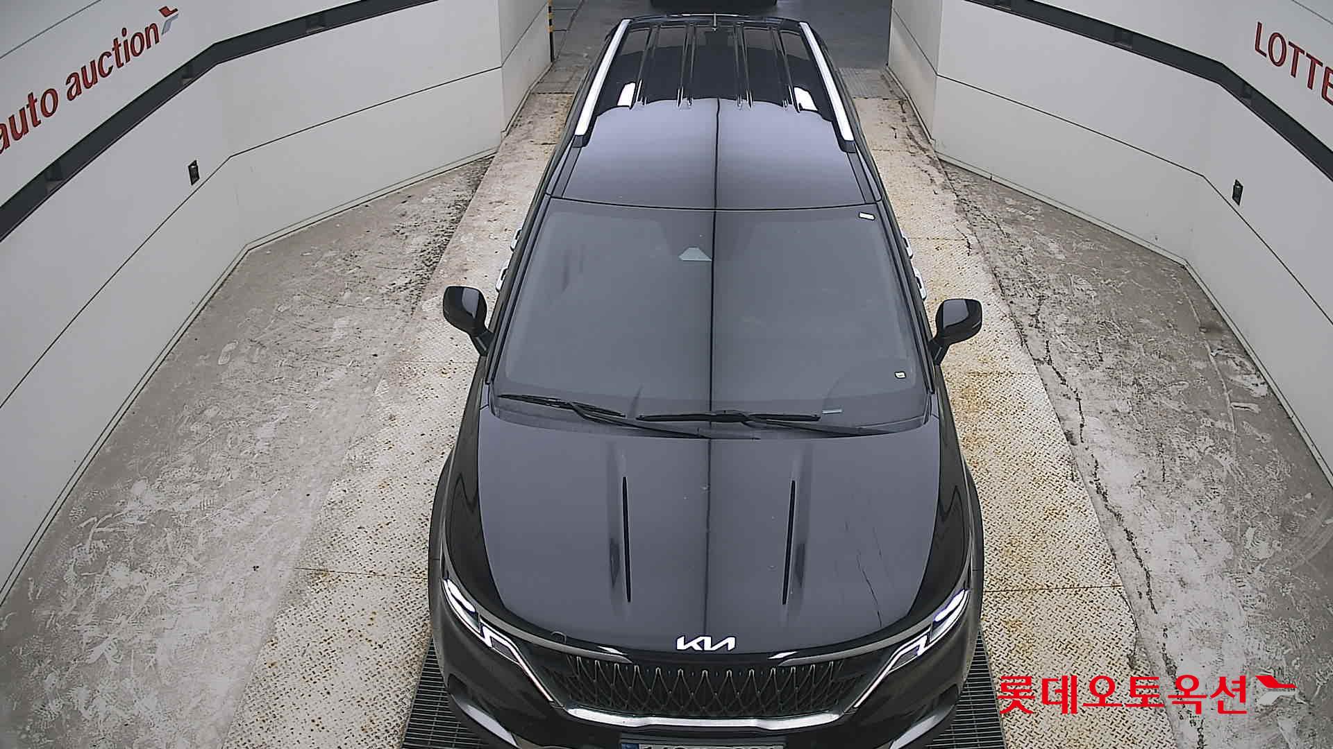 2023 - kia carnival