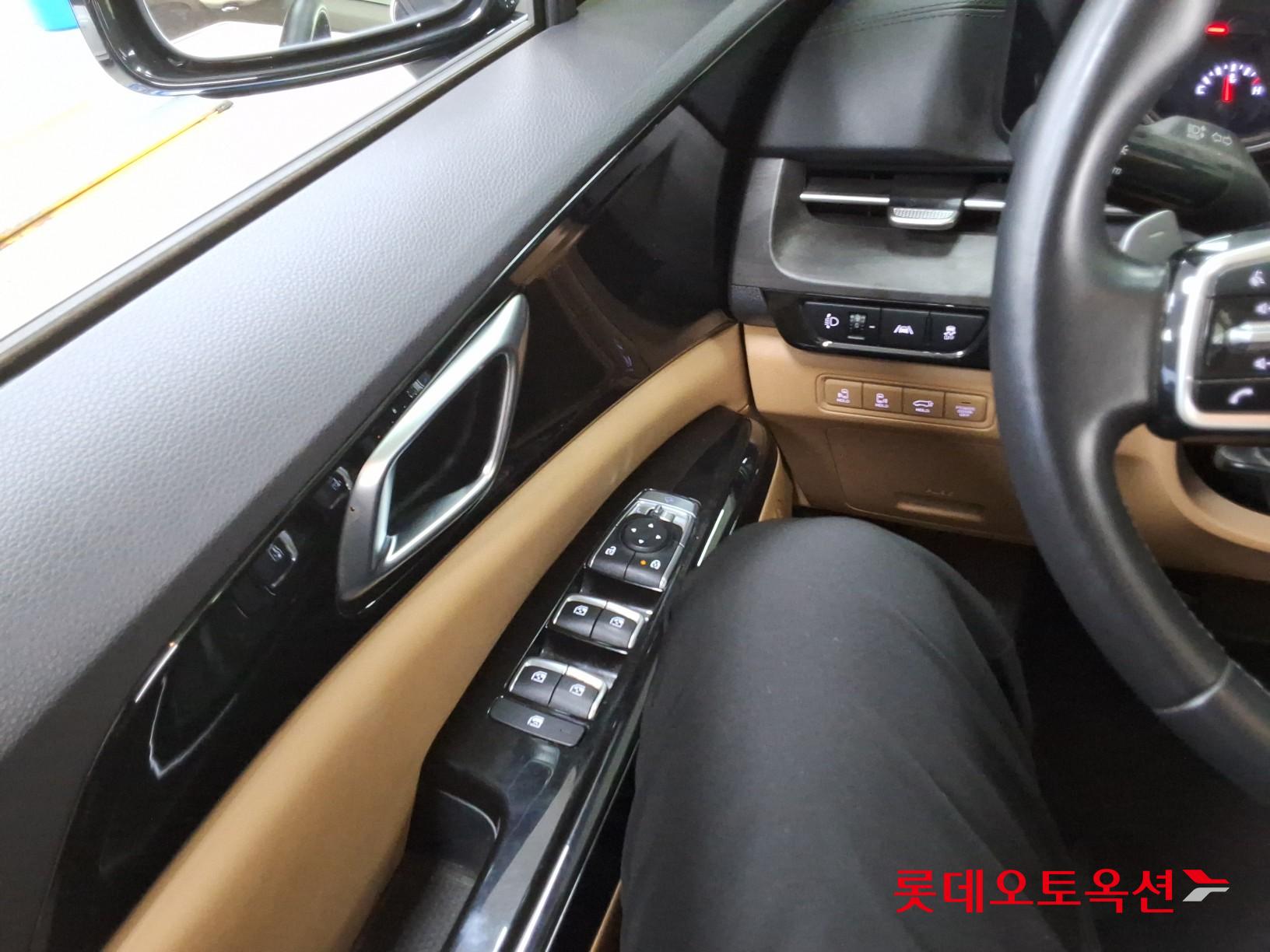 2023 - kia carnival