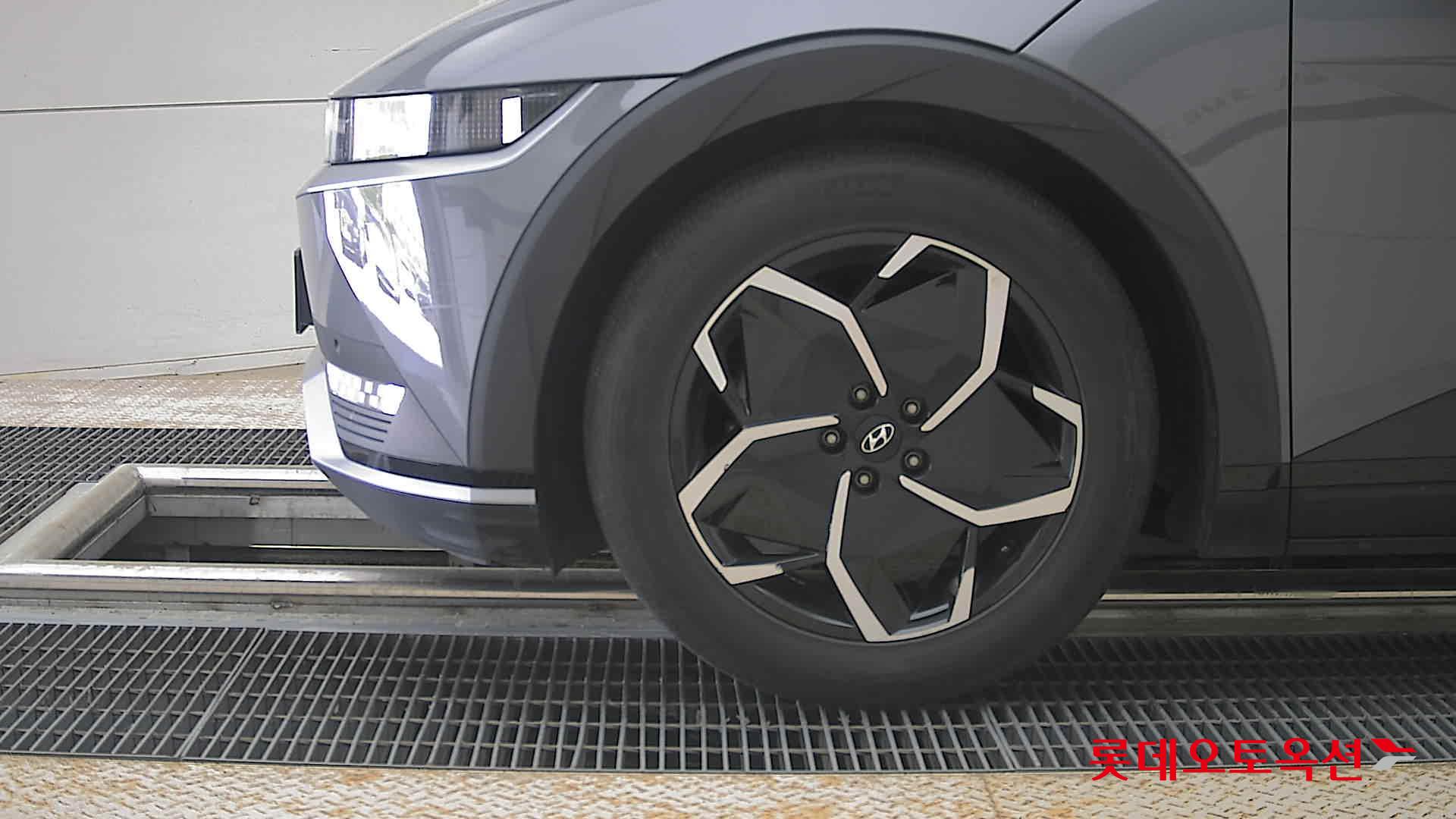 Hyundai Ioniq 5 - 25