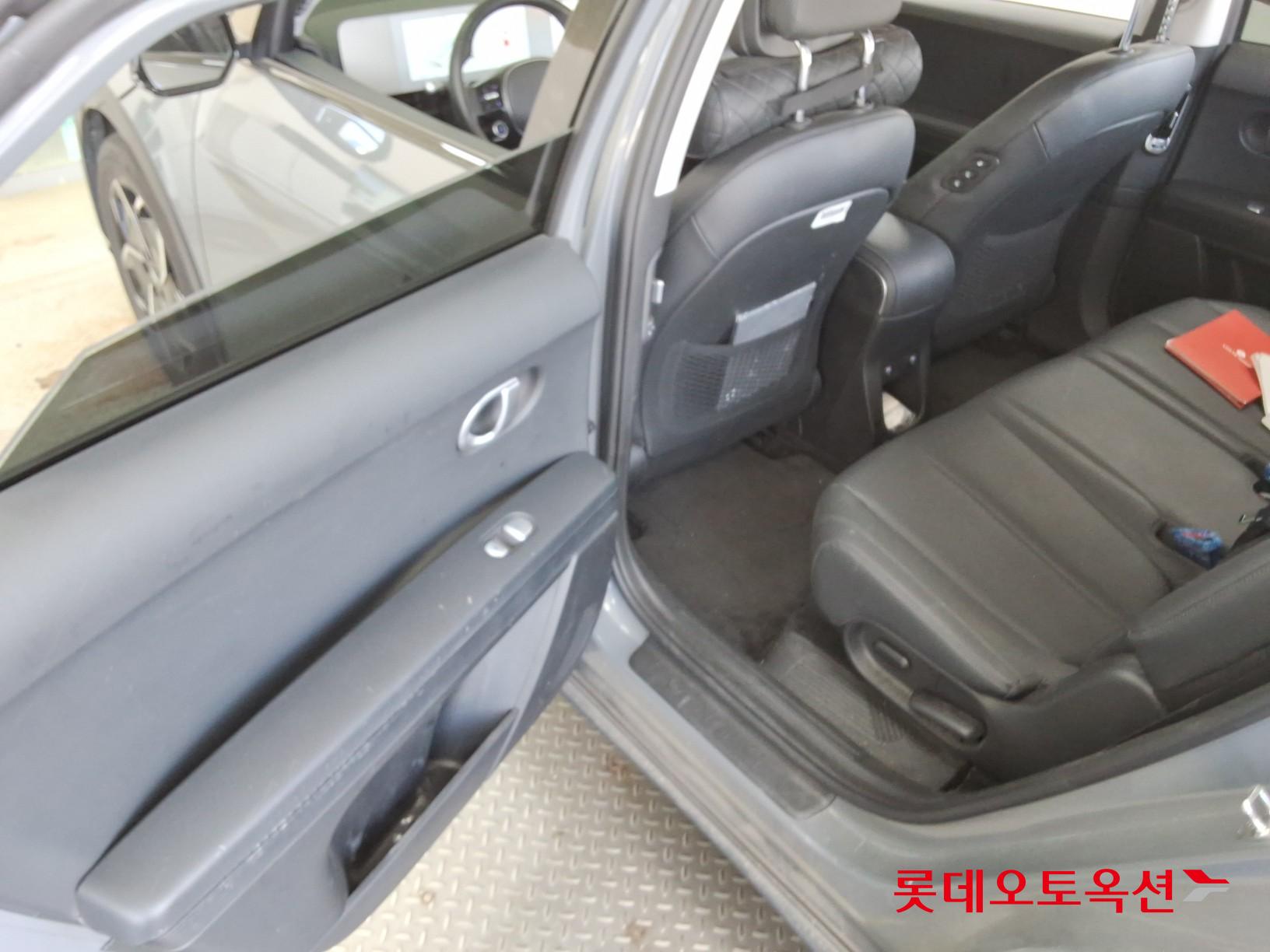 Hyundai Ioniq 5 - 38