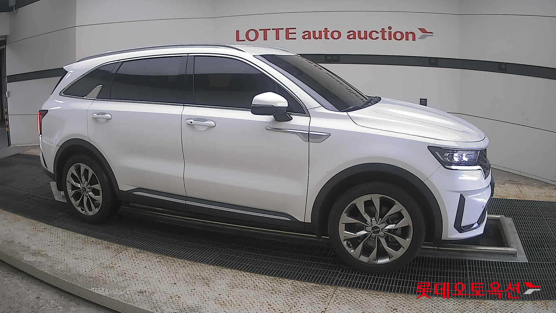 2023 - kia sorento