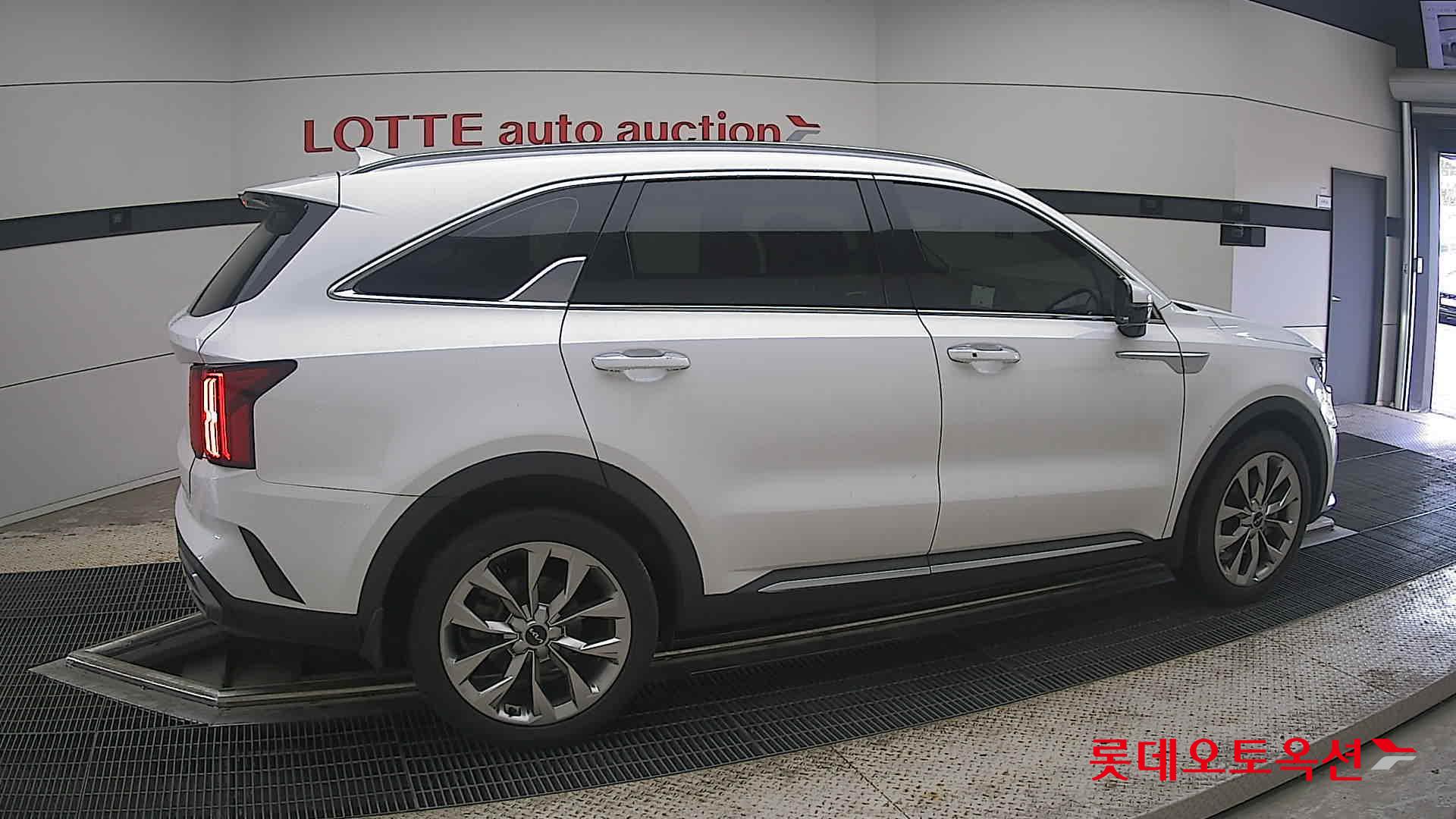 2023 - kia sorento
