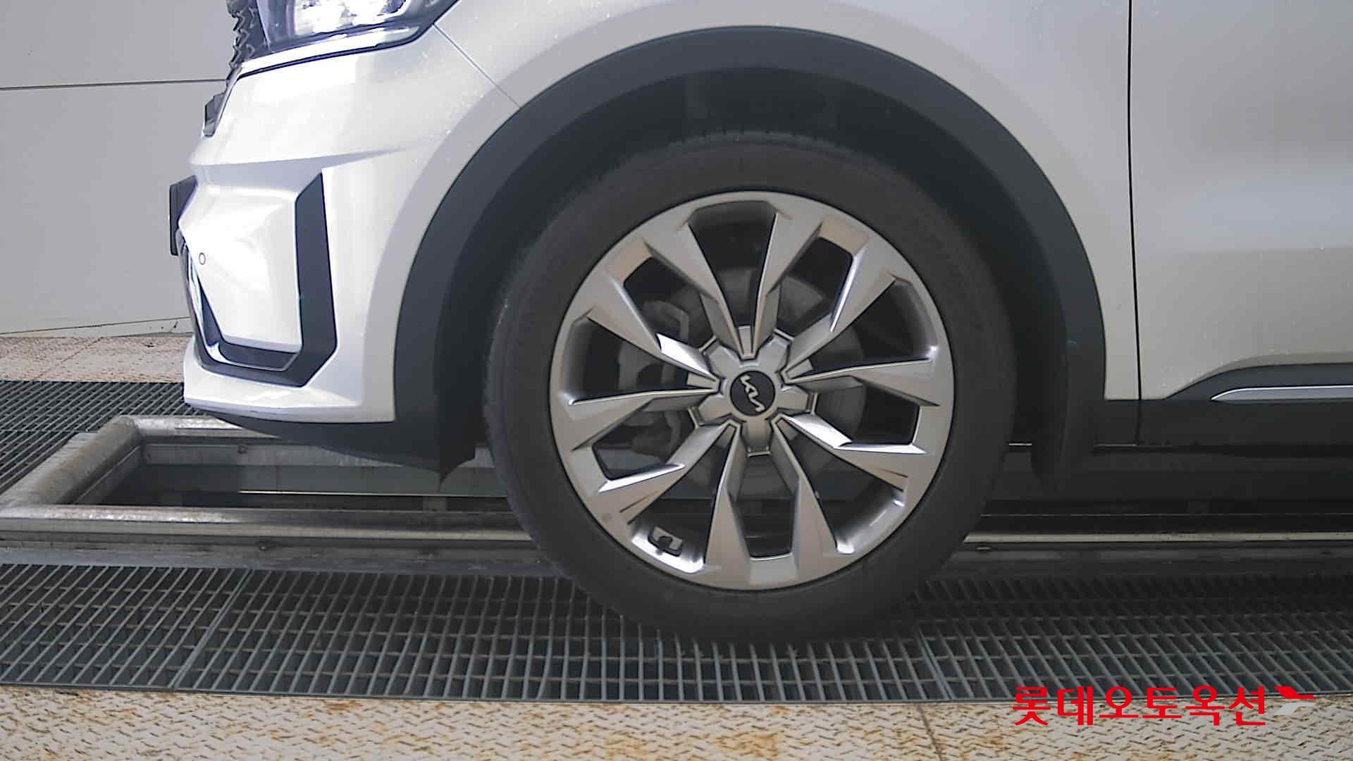 2023 - kia sorento
