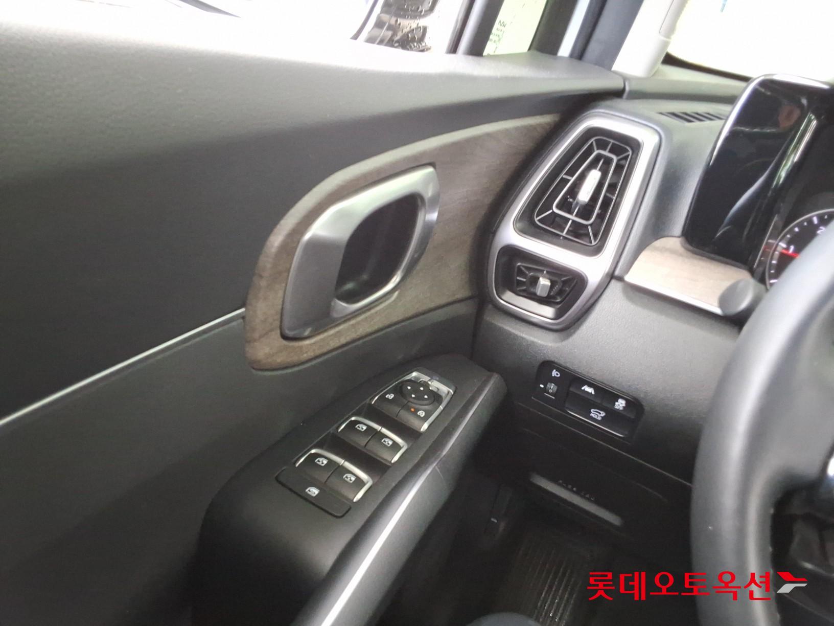 2023 - kia sorento